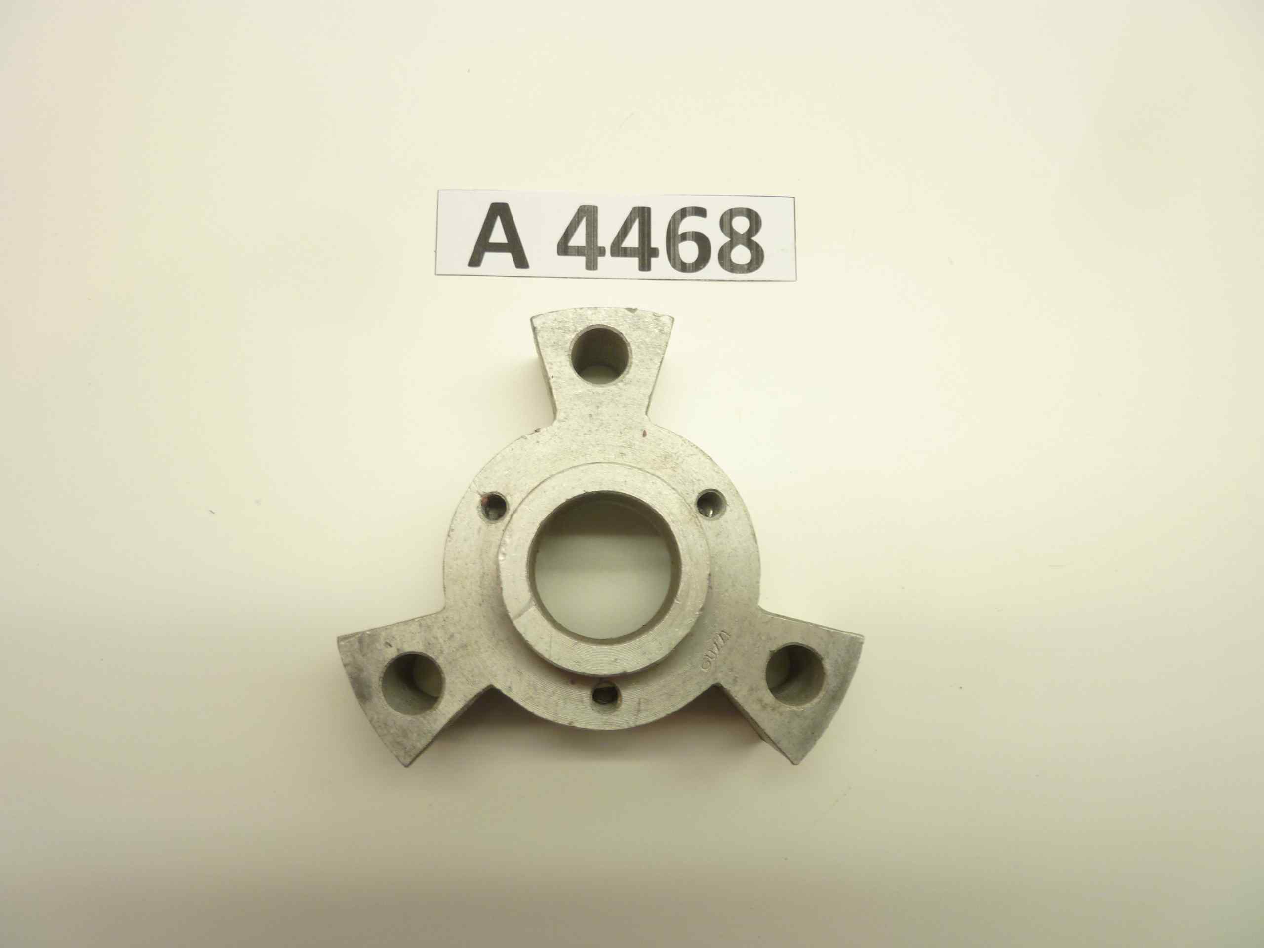 Guzzi Alce Superalce GT 20 porta parastrappi mozzo posteriore cod T9298 nuove fondo di magazzino