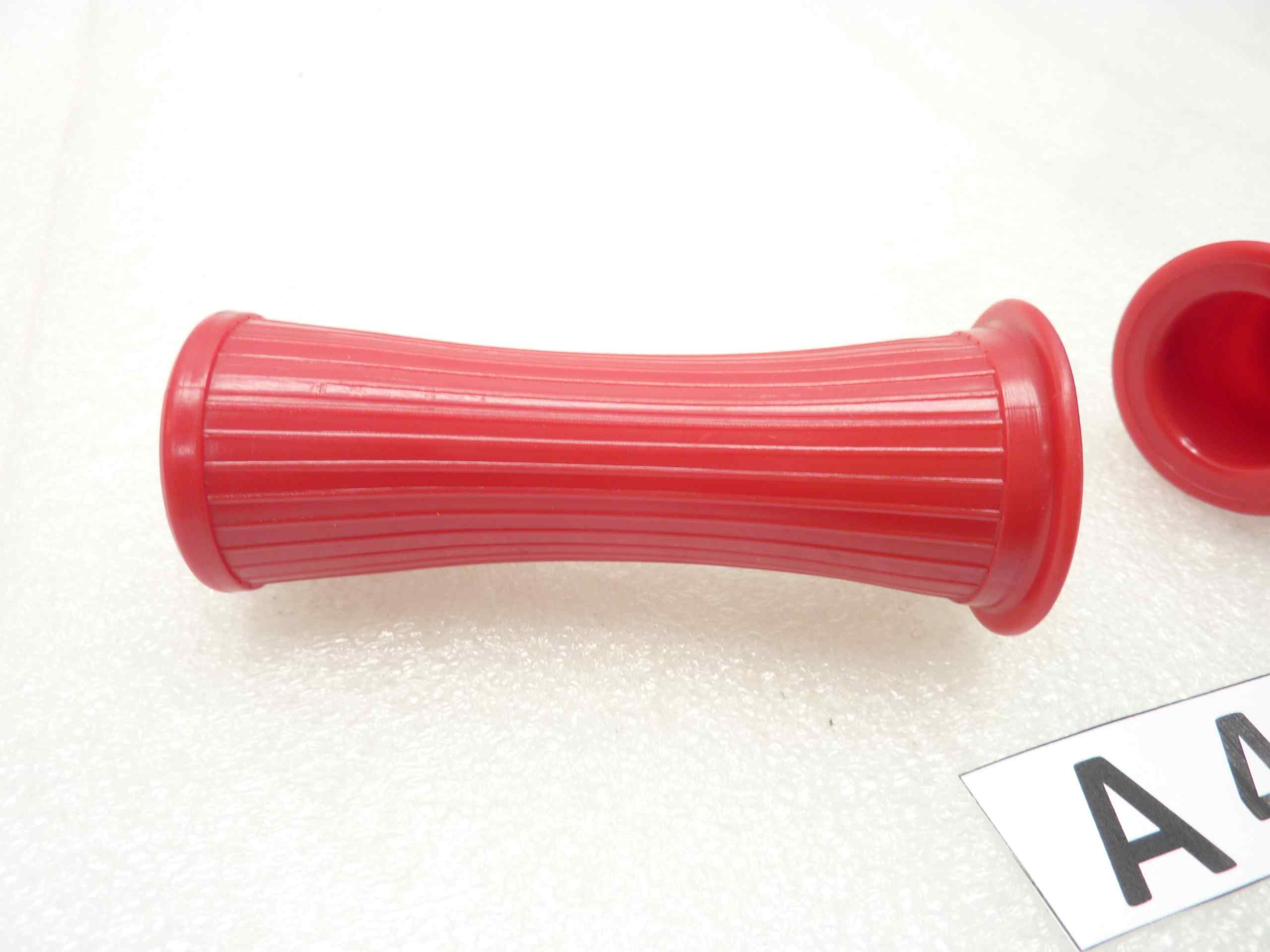coppia manopole moto ciclomotore bicicletta epoca diam 22-24 ROSSE nuovo fondo di magazzino - immagine 2