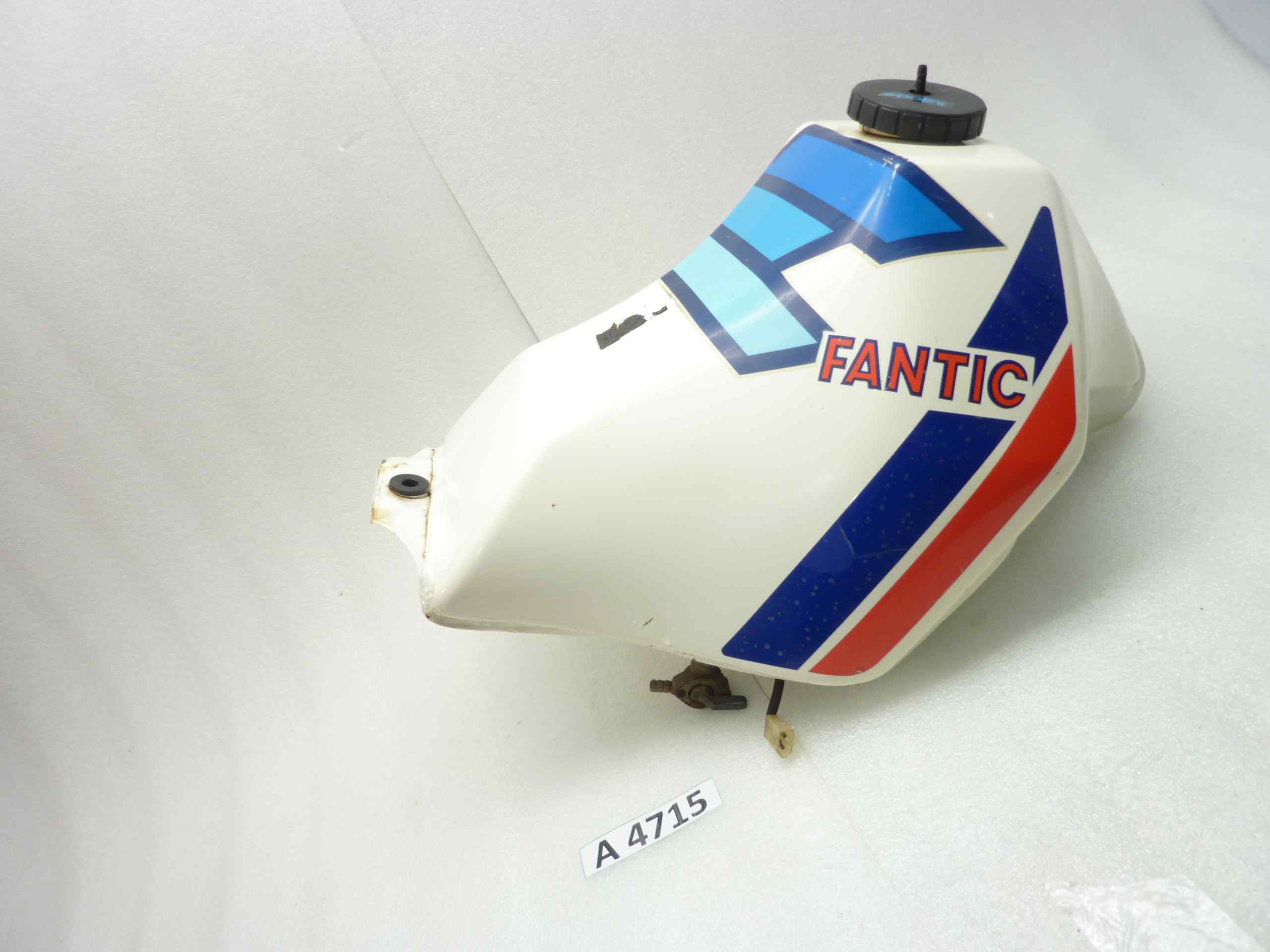 Fantic Raider 250 serbatoio benzina carburante da trattare internamente