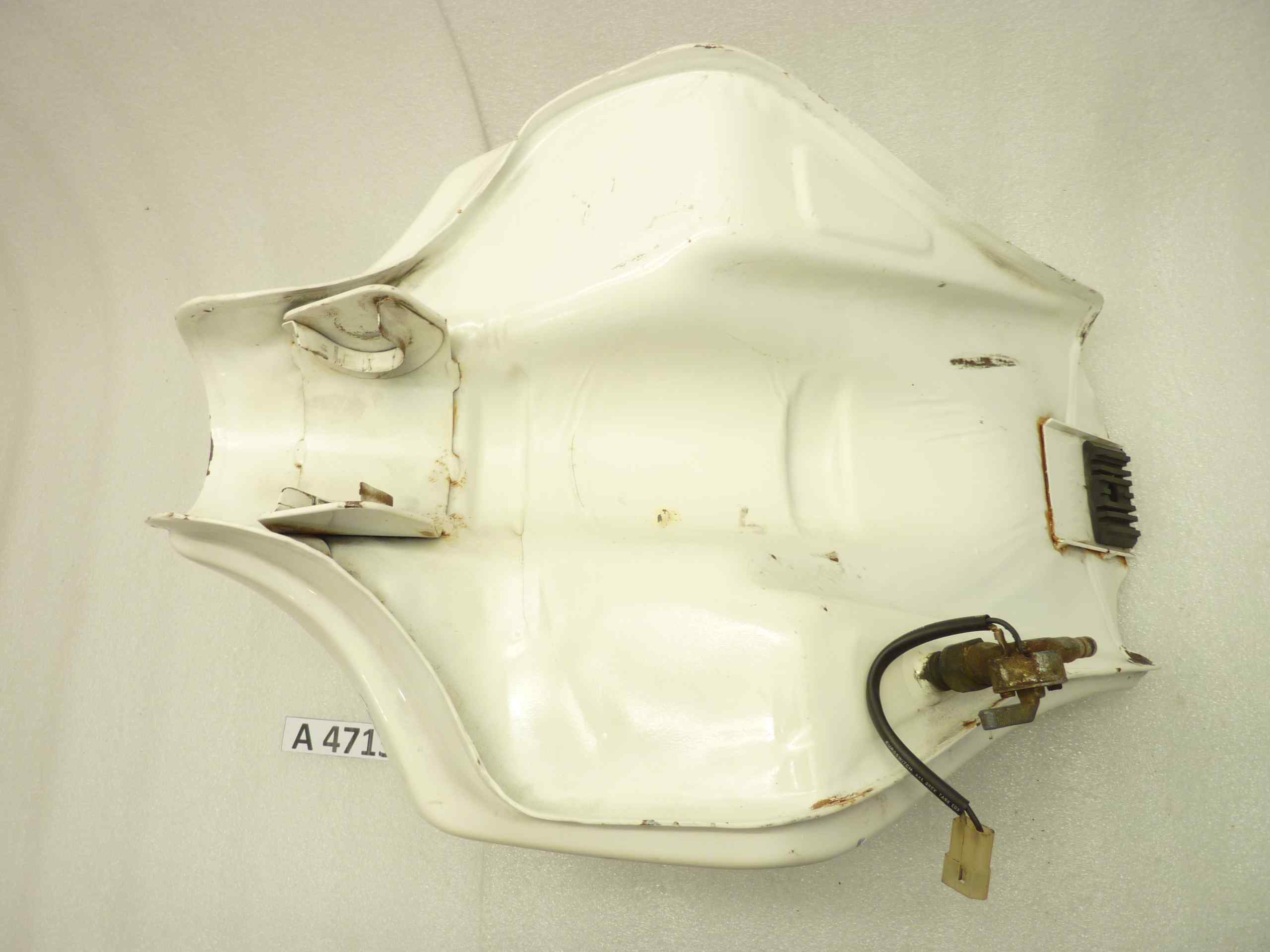 Fantic Raider 250 serbatoio benzina carburante da trattare internamente - immagine 8