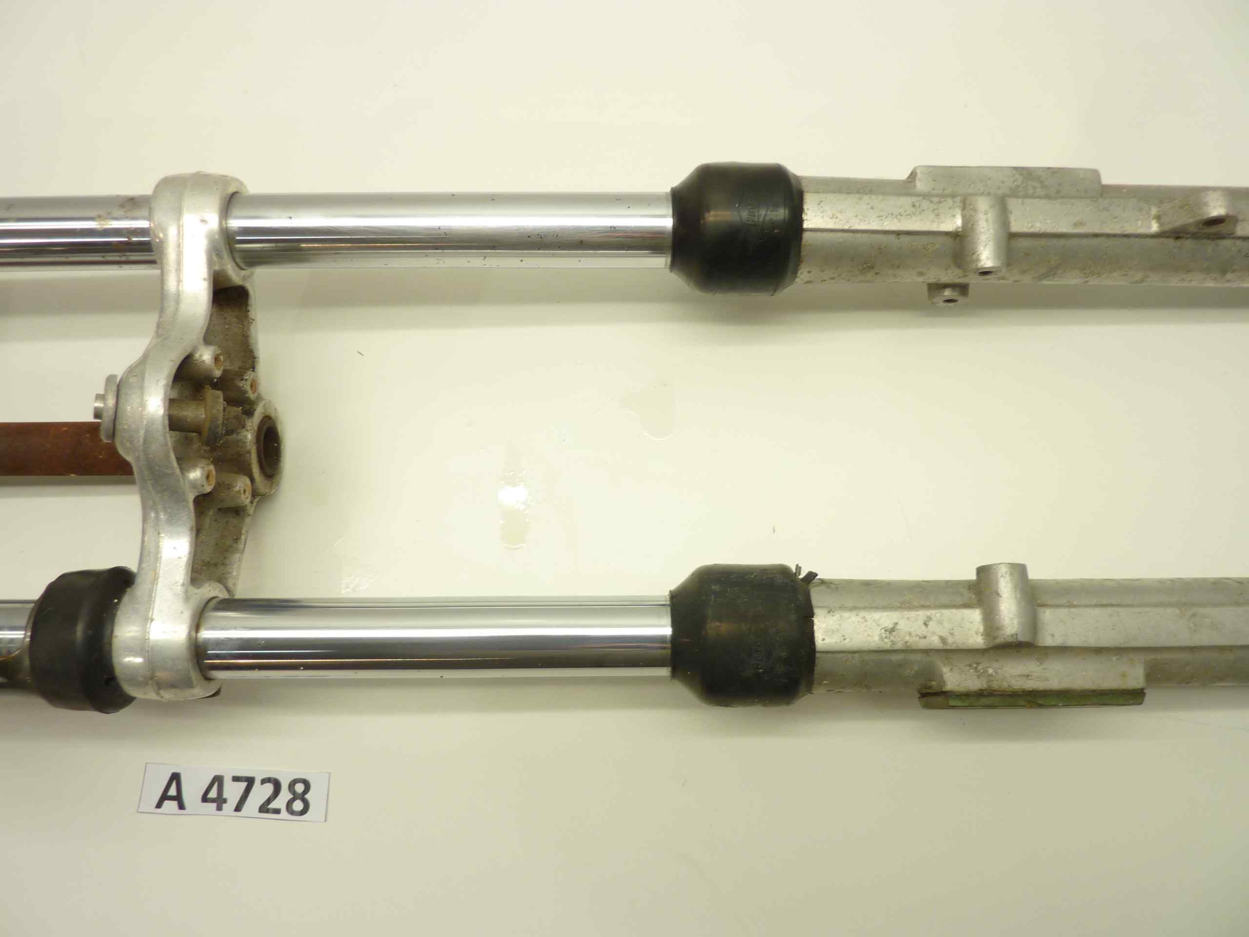 Cagiva SST 125 150 forcella anteriore diam steli 32 mm - immagine 4