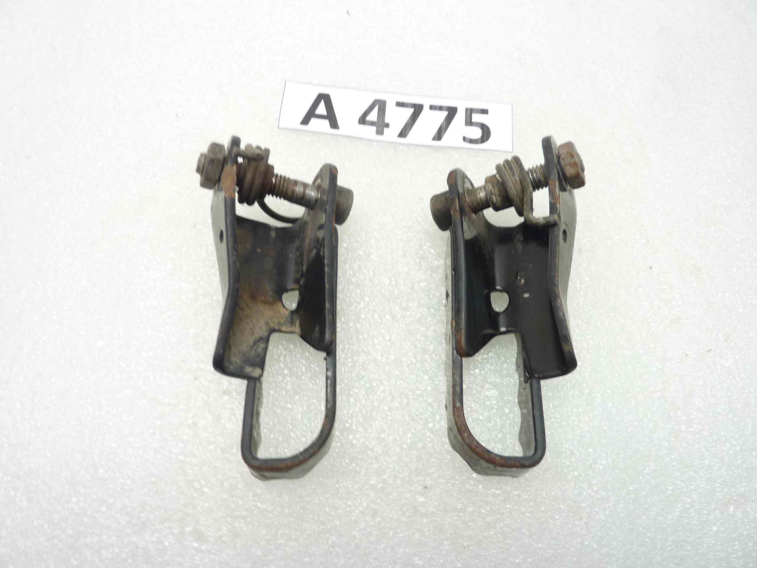 Fantic Raider 250 coppia pedalini poggiapiedi anteriori - immagine 3