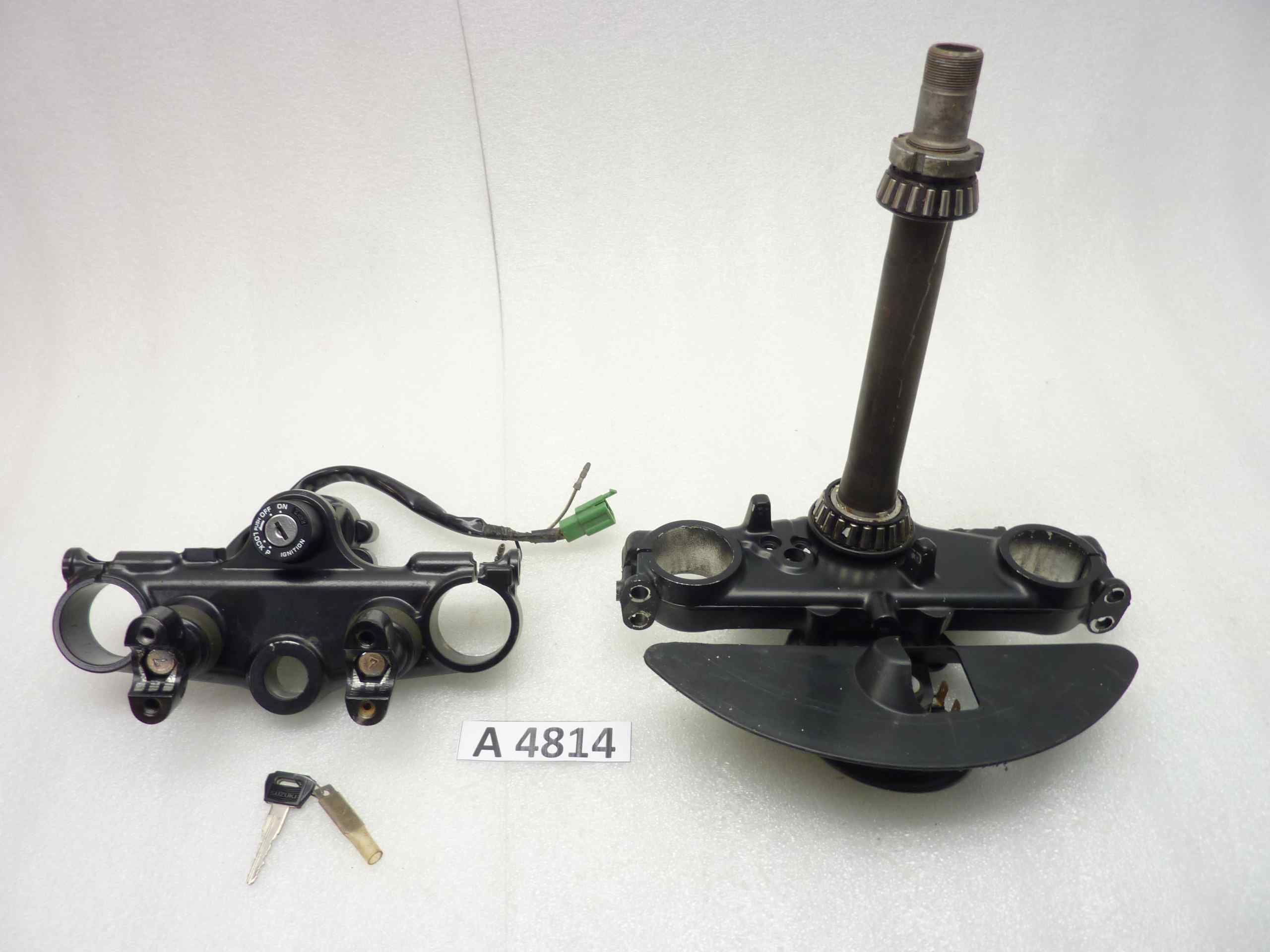 Suzuki DR 650 RS 90 piastre forcella blocchetto chiave clacson
