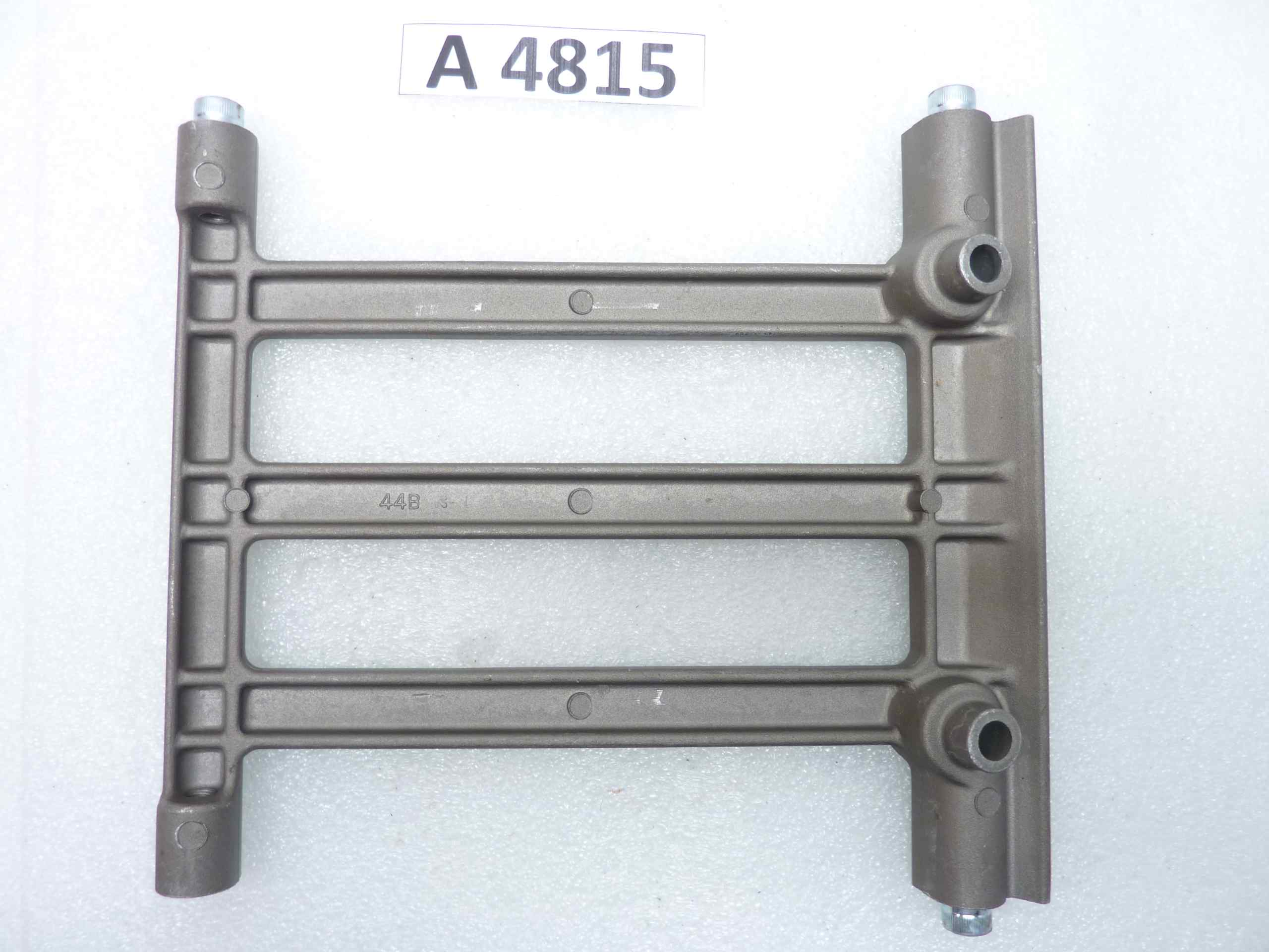 Suzuki DR 650 RS 90 staffa portapacchi 46311-44B00-21R - immagine 2