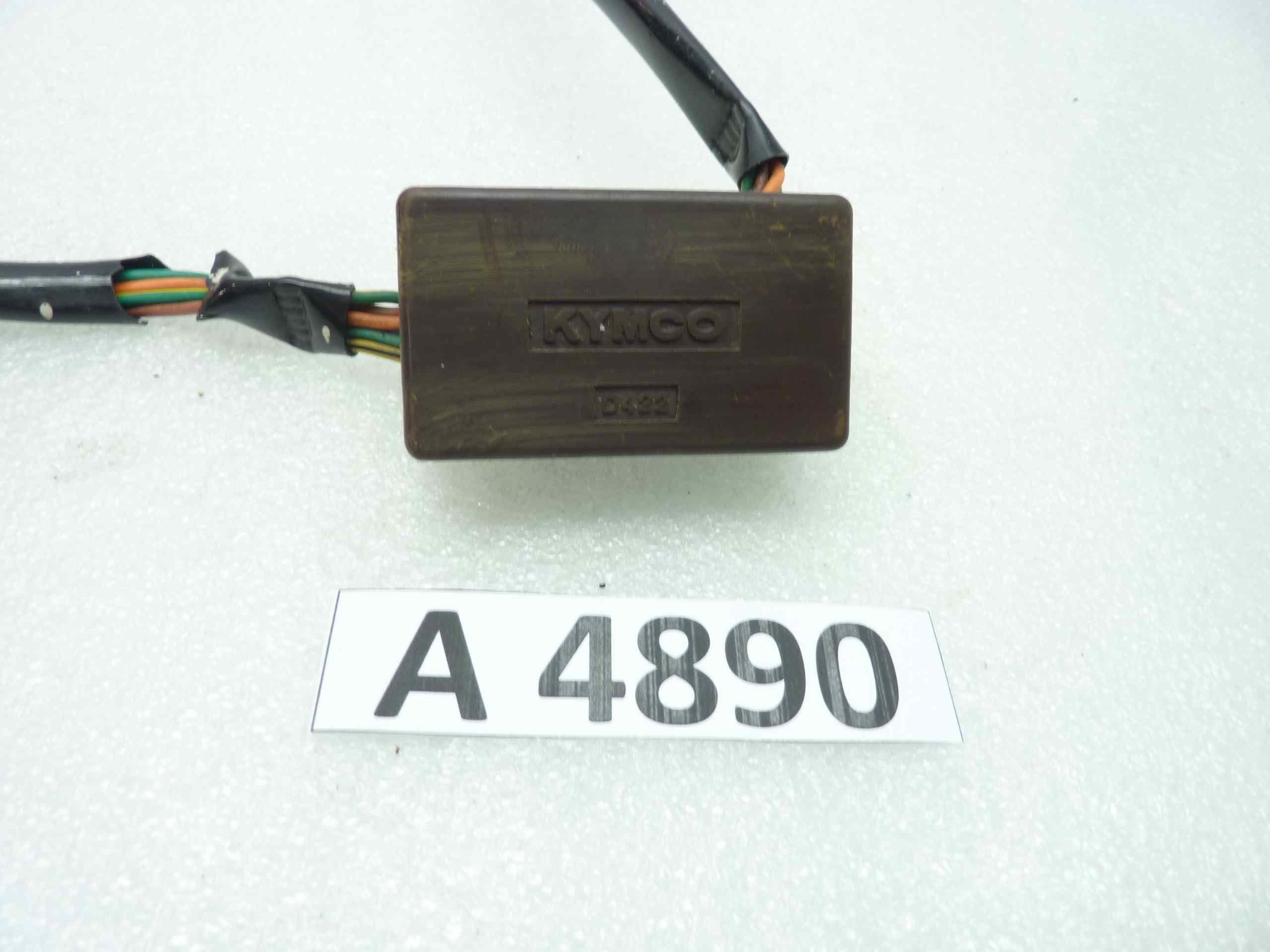 Kymco centralina luci D422 LBA2 KY D422 vedi codici per compatibilit? - immagine 2