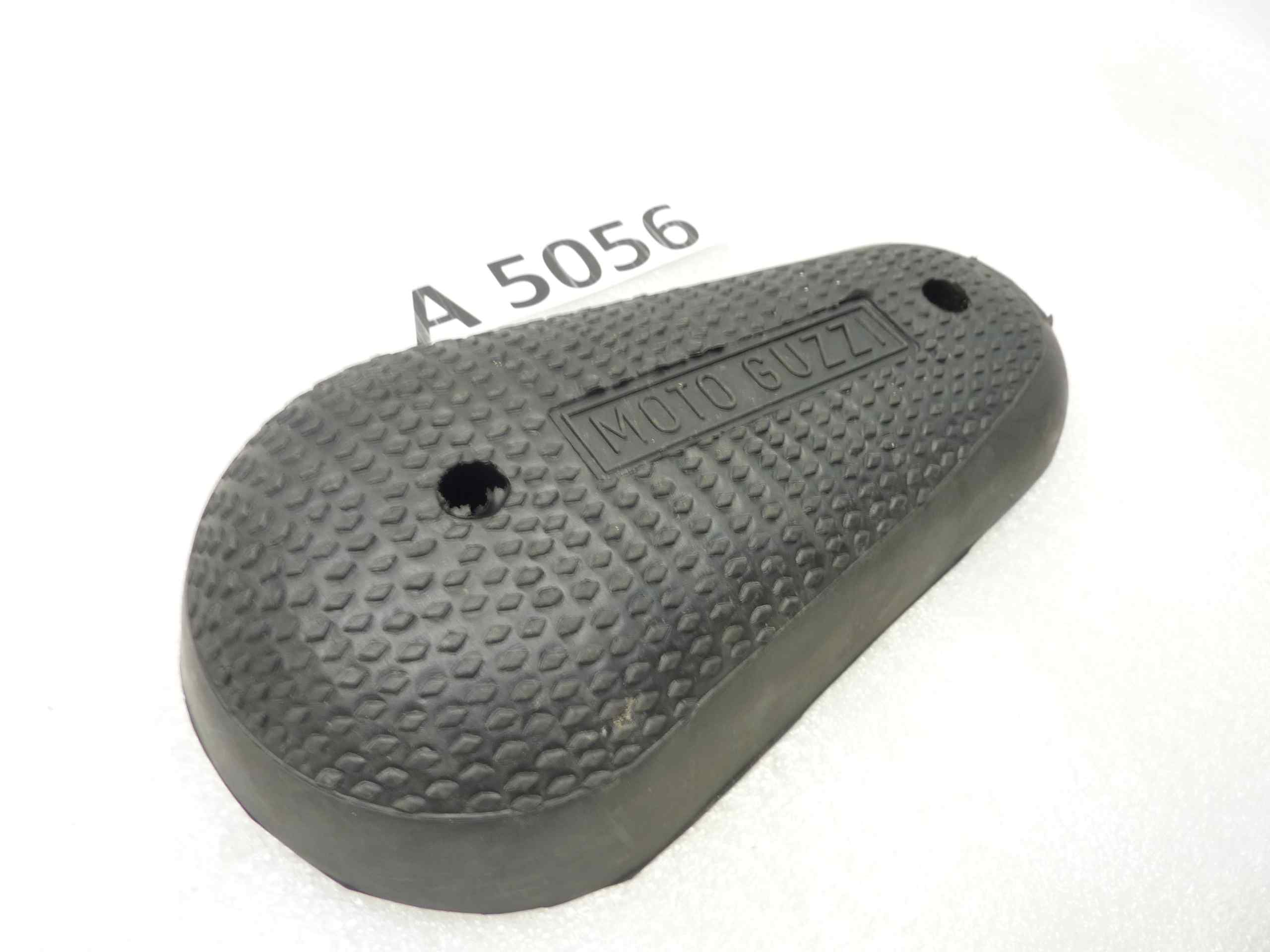 Guzzi Airone Astore gomma ginocchiera serbatoio SINISTRA interasse fori 10 cm nuovo fondo di magazzino - immagine 2