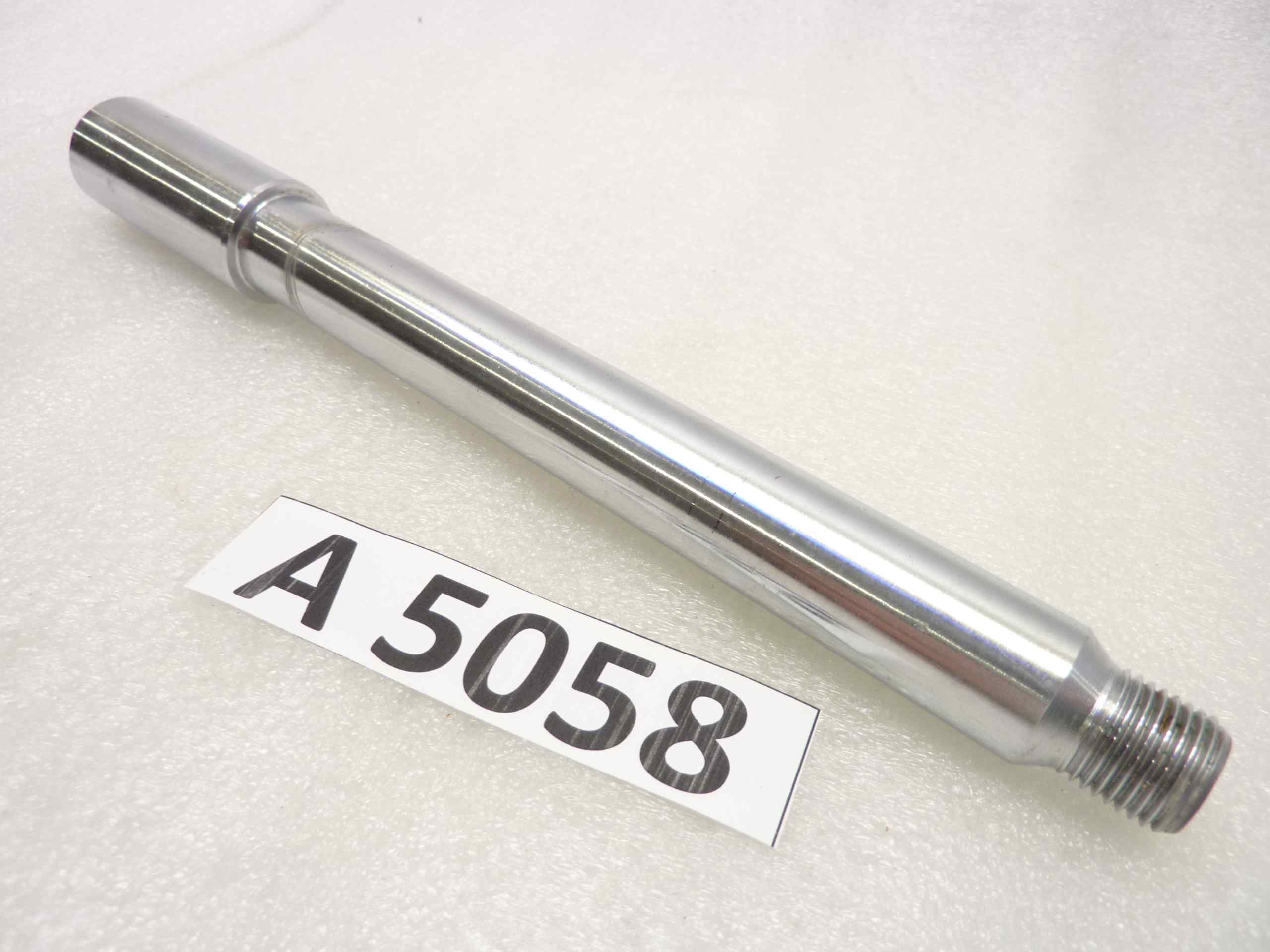 Guzzi perno ruota anteriore cromato lungh 230 mm, diam filetto 15,9 mm, diam centrale 20 mm, diam finale 25 mm nuovo fondo di magazzino - immagine 4
