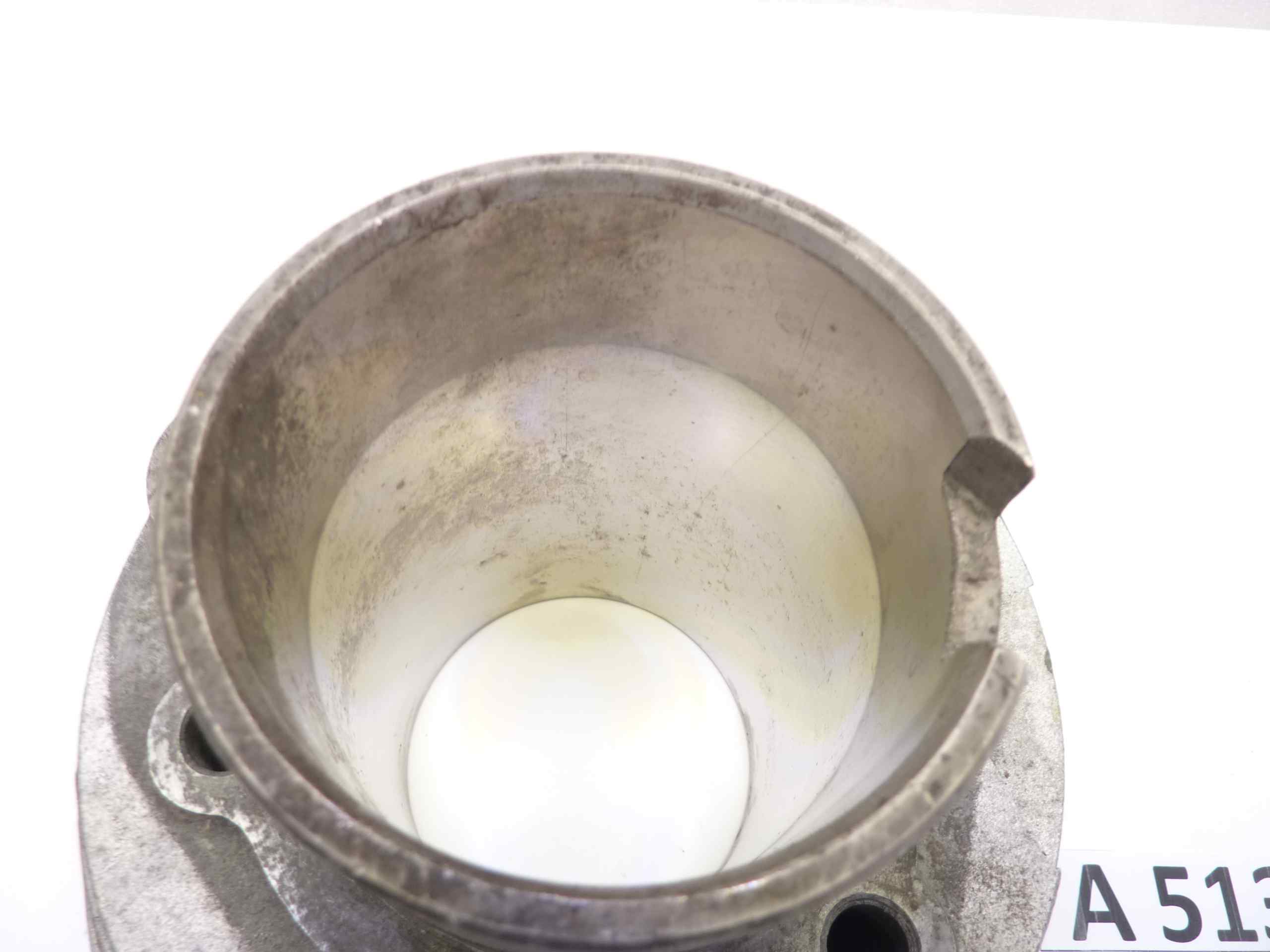 Guzzi V7 700 cilindro nuovo fondo di magazzino diam mm 79,9 - immagine 3