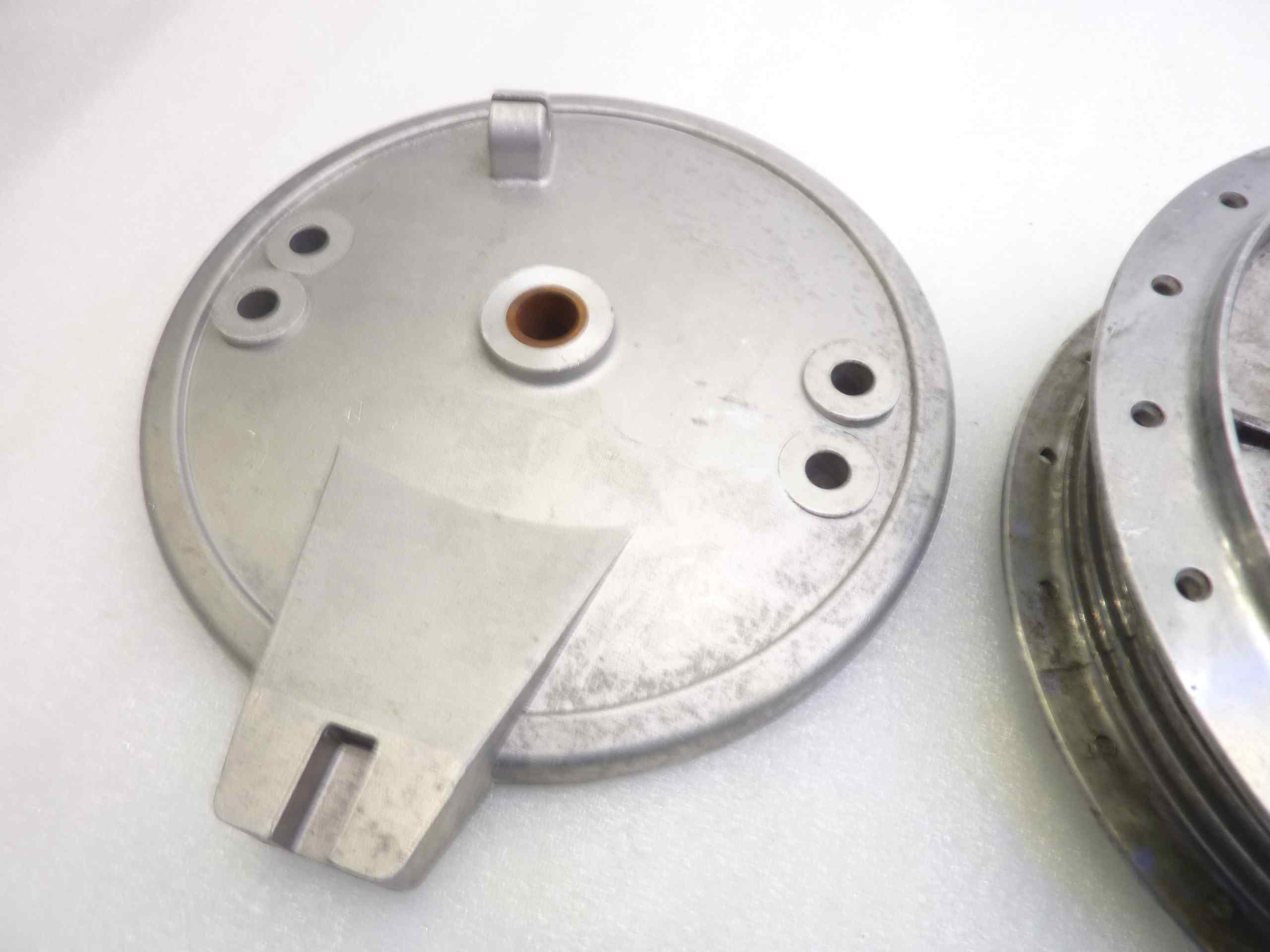 Guzzi Nuovo Falcone mozzo freno anteriore 10612200 - immagine 3
