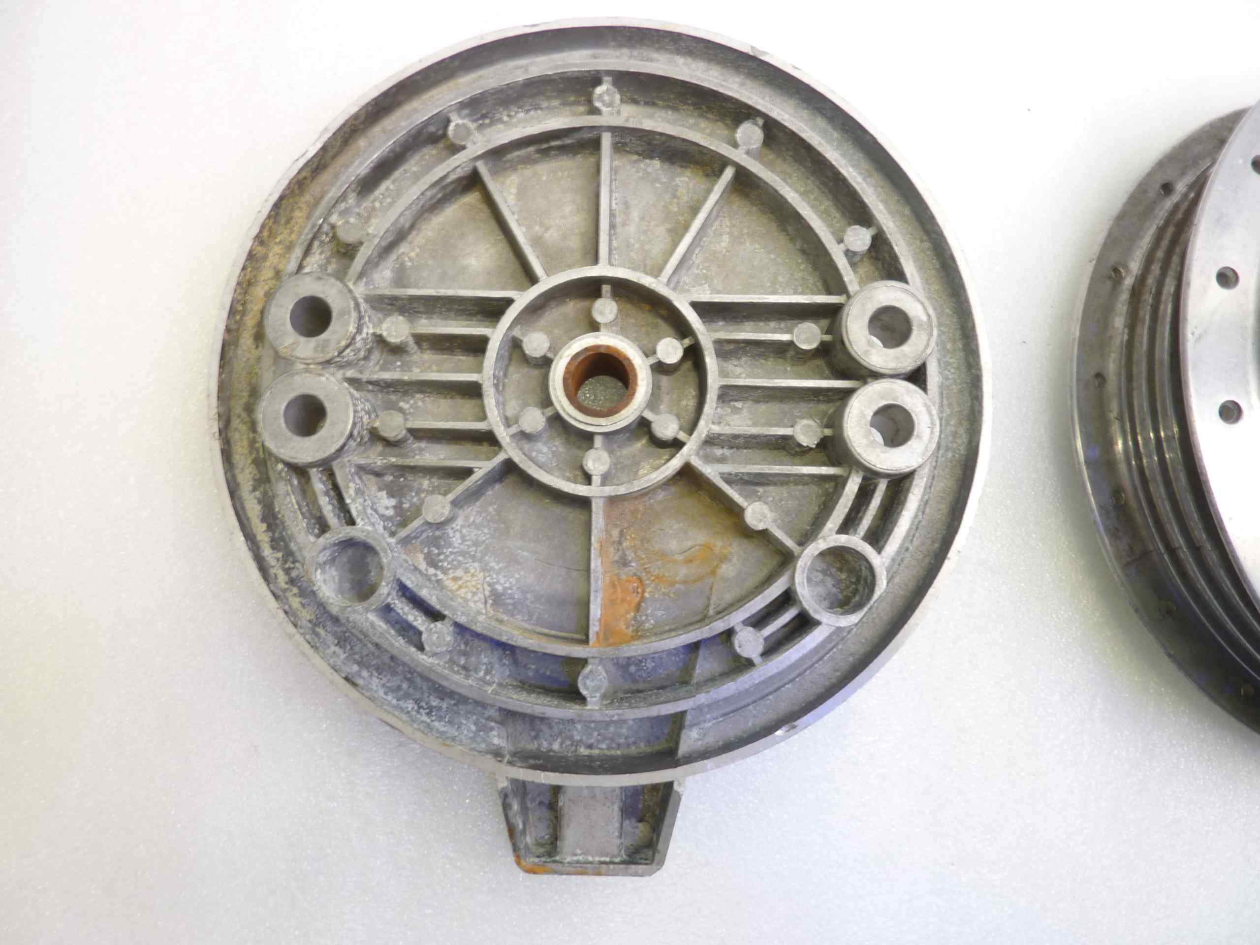 Guzzi Nuovo Falcone mozzo freno anteriore 10612200 - immagine 4