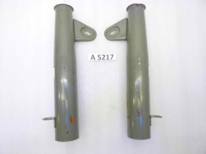 Guzzi Nuovo Falcone foderi forcella staffe faro 10496200 10496100 nuovo fondo di magazzino
