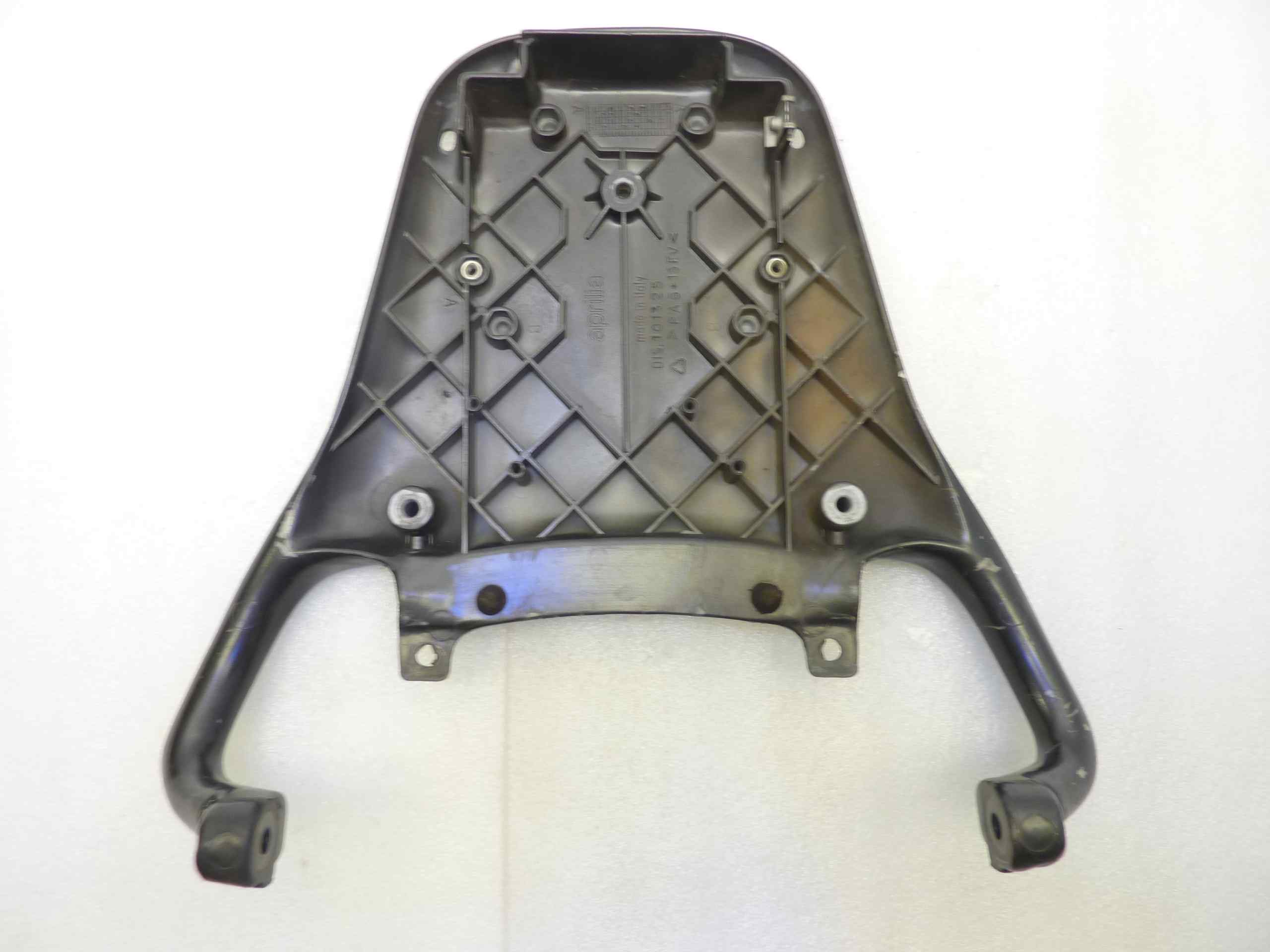 Aprilia Pegaso 650 IE 01-04 portapacchi top case maniglie passeggero - immagine 5