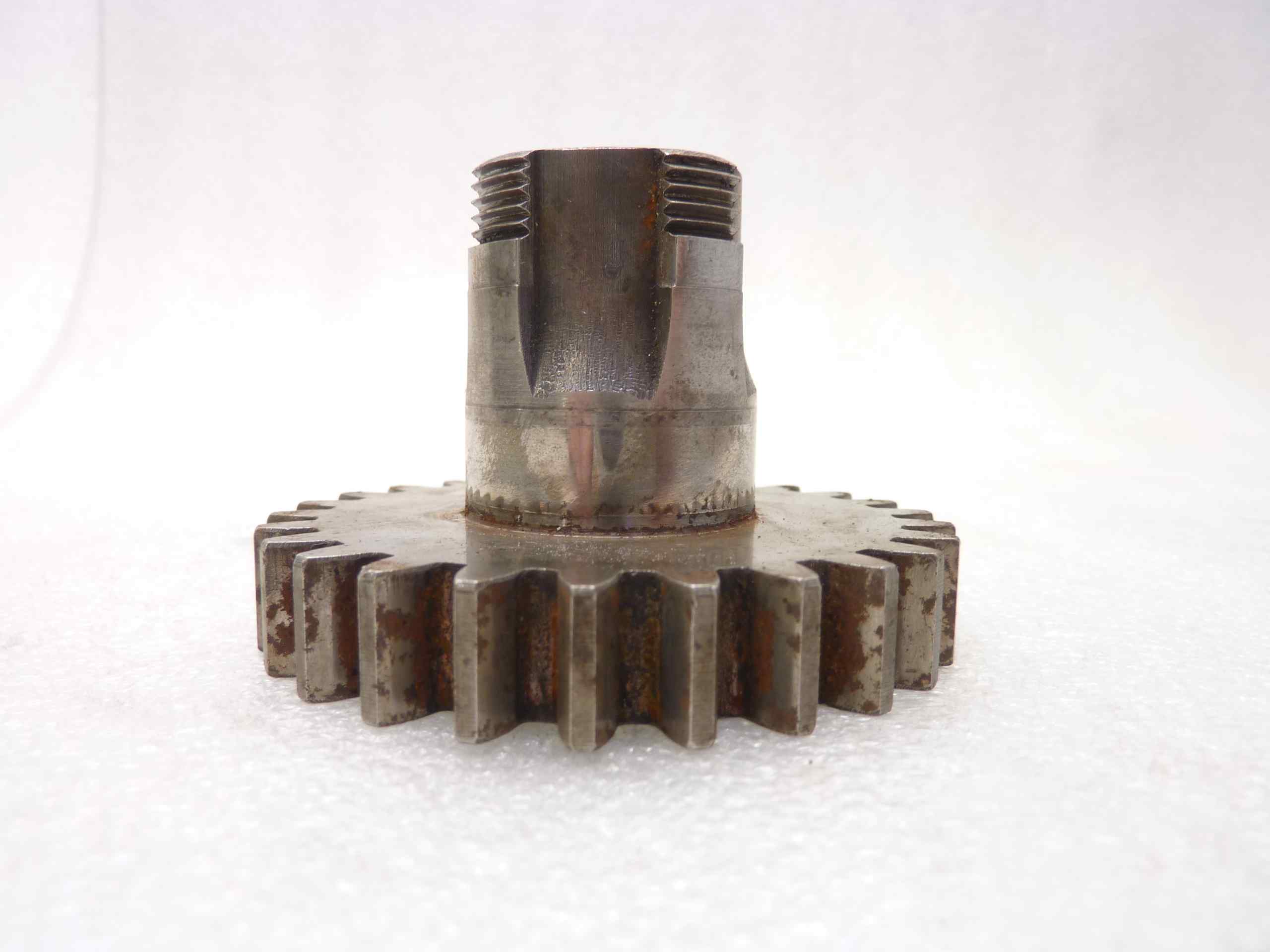 Ingranaggio presa diretta Guzzi 26 denti alti 12 mm - immagine 3