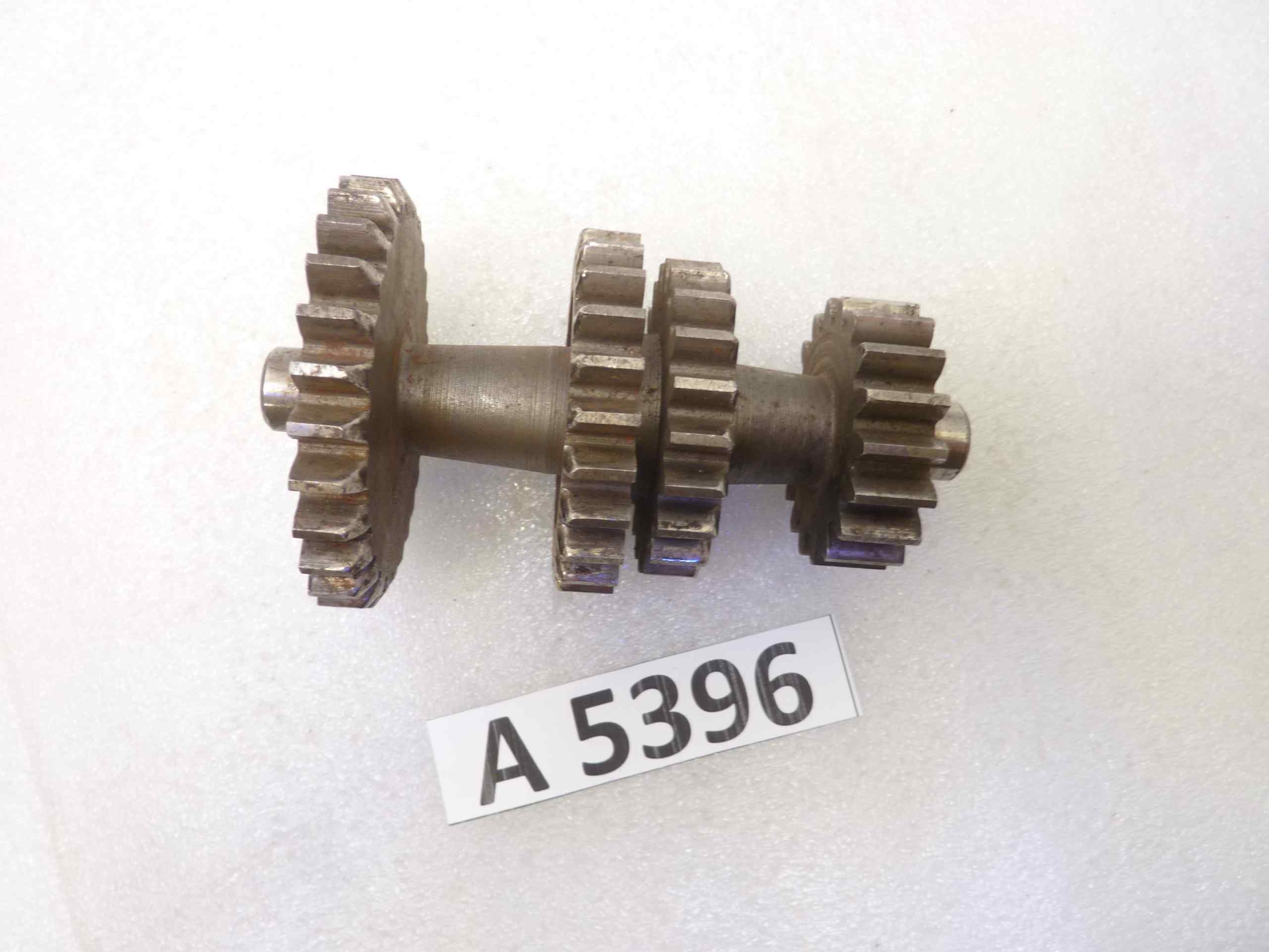 Albero secondario Guzzi 28 24 21 18 denti ingranaggio - immagine 2
