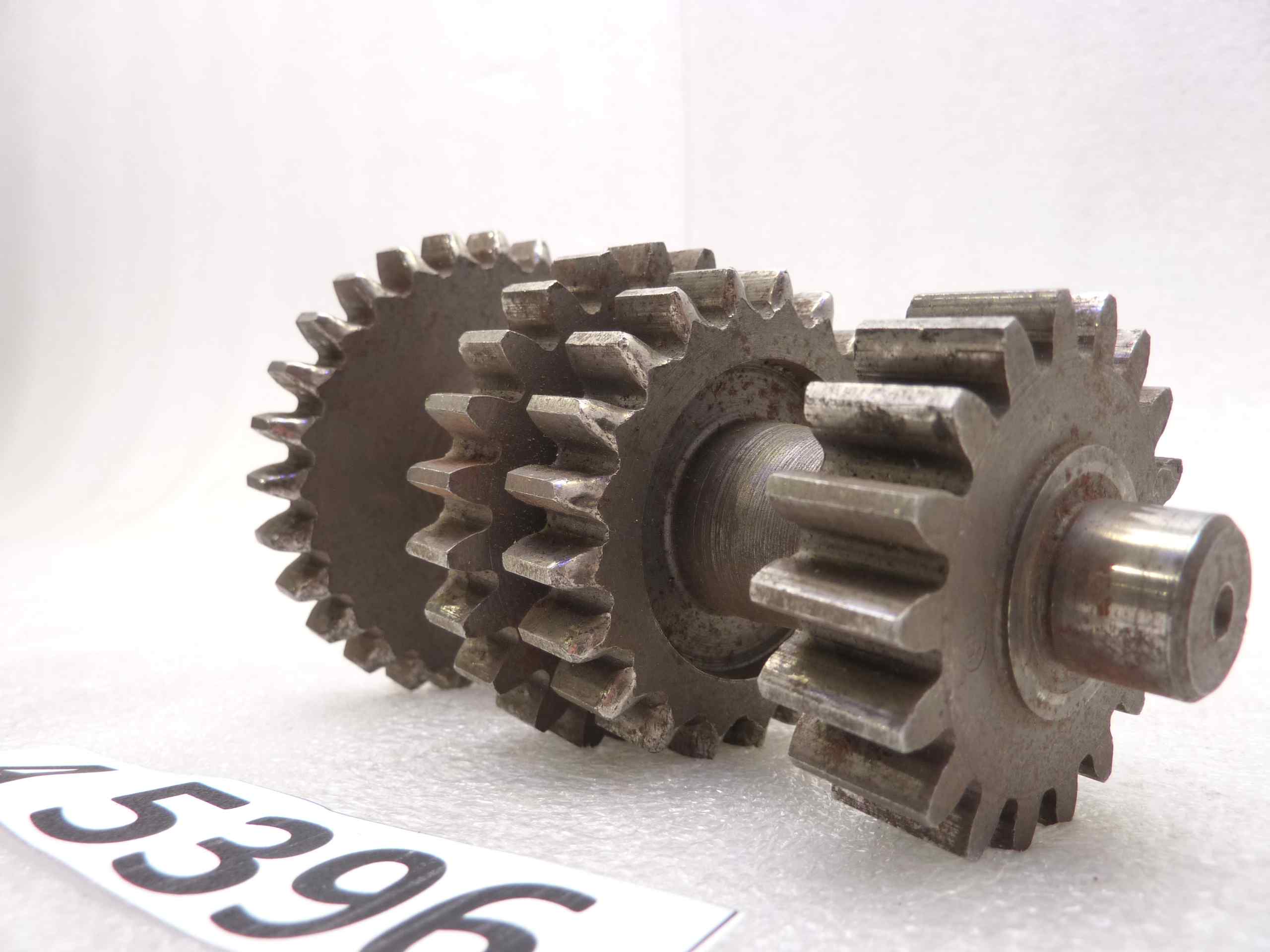 Albero secondario Guzzi 28 24 21 18 denti ingranaggio - immagine 5