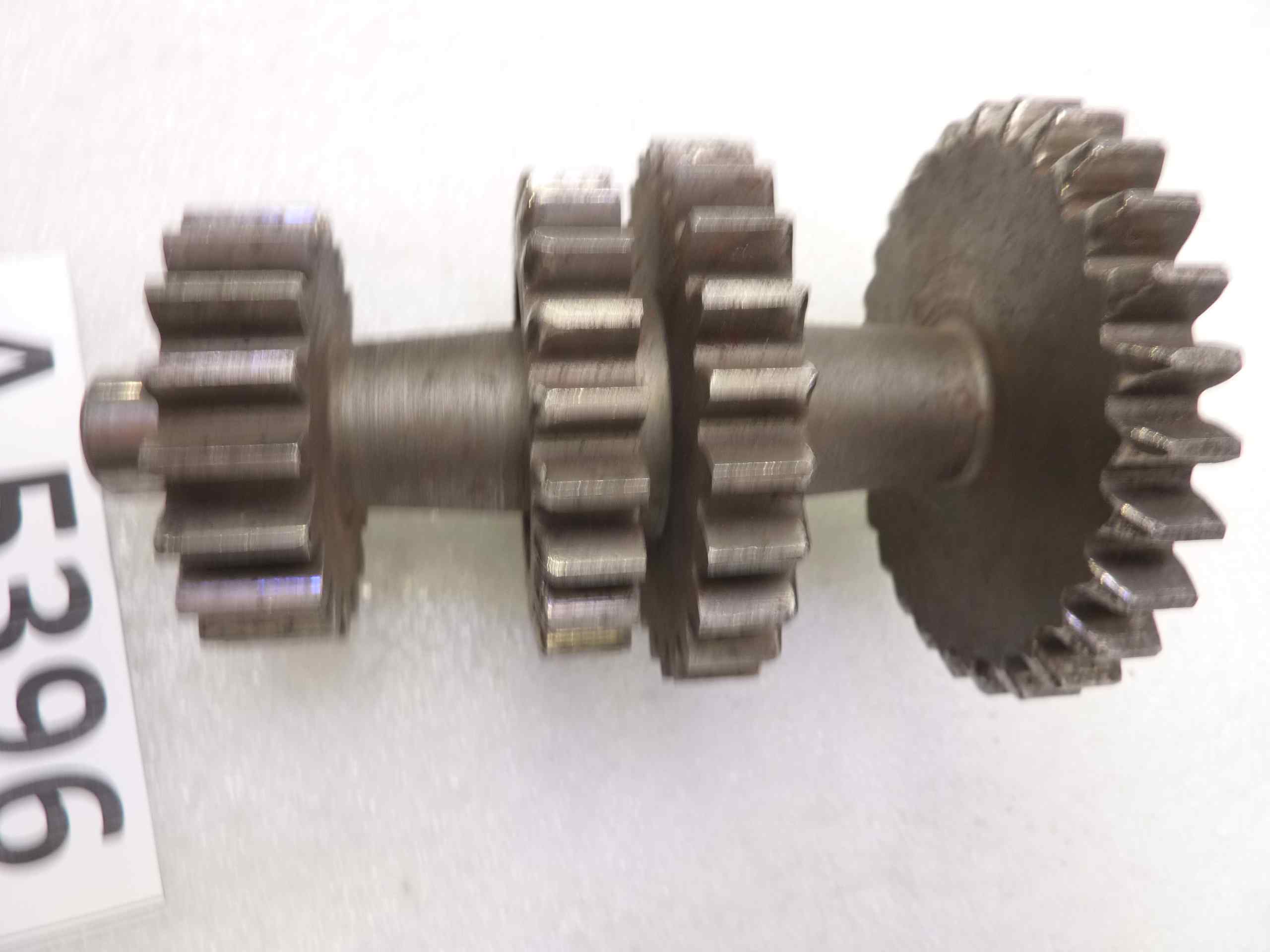 Albero secondario Guzzi 28 24 21 18 denti ingranaggio - immagine 9