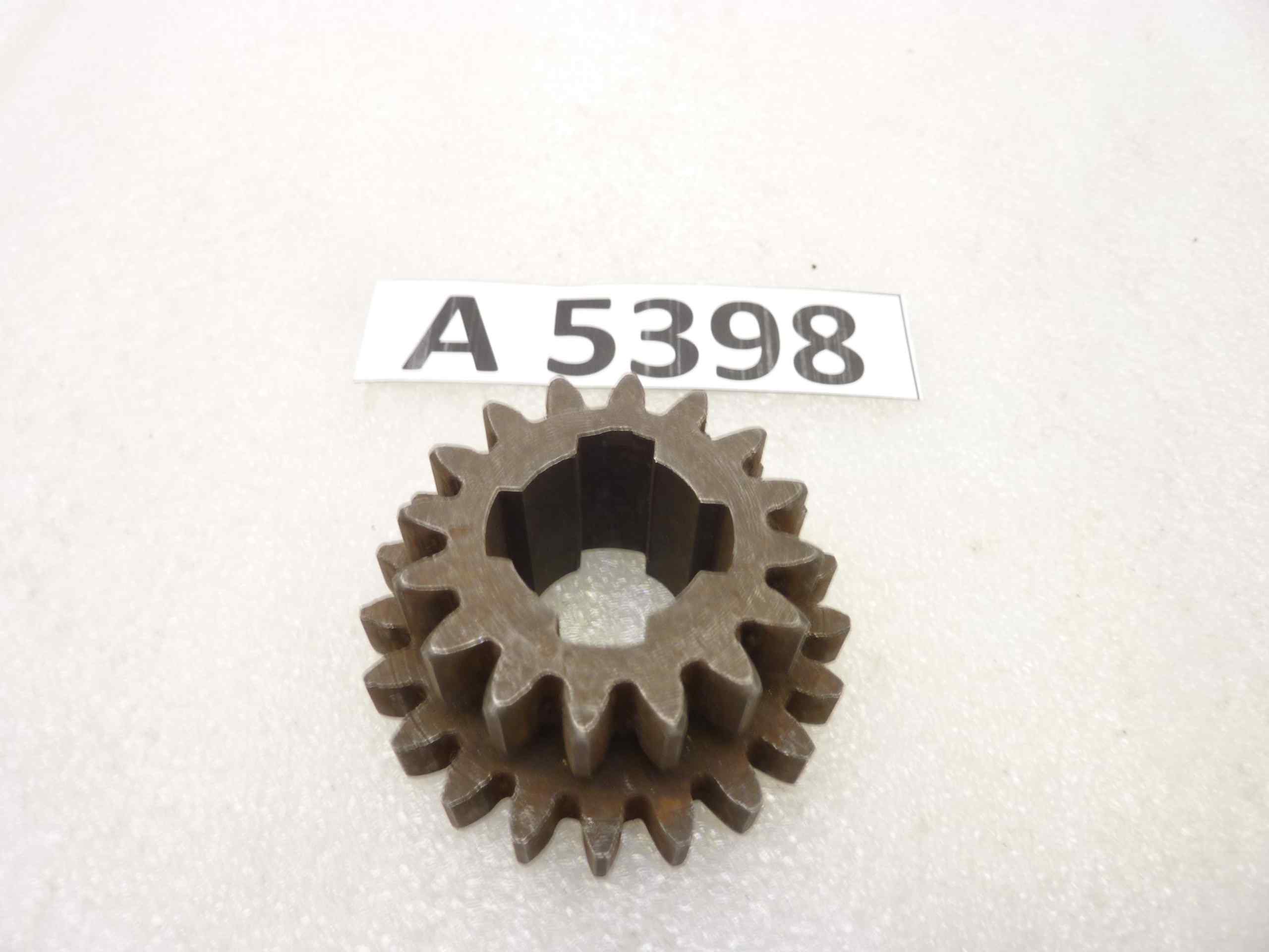 Ingranaggio cambio Guzzi 21 16 denti