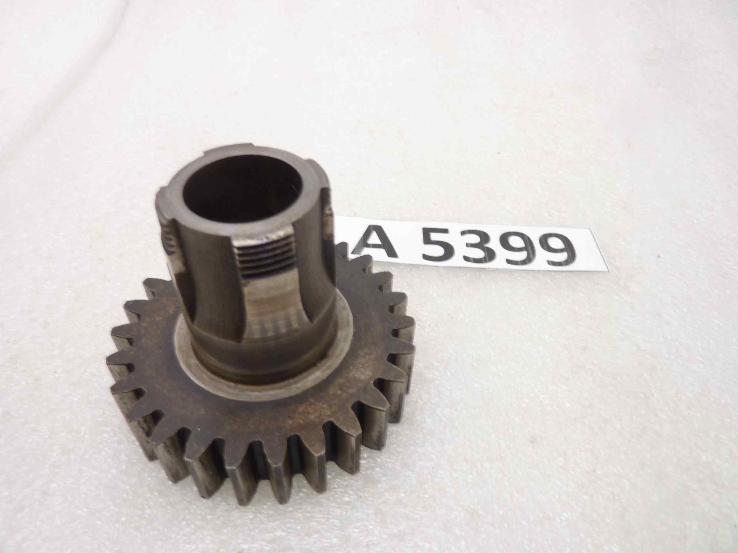 Ingranaggio presa diretta Guzzi 26 denti alti 17,5 mm