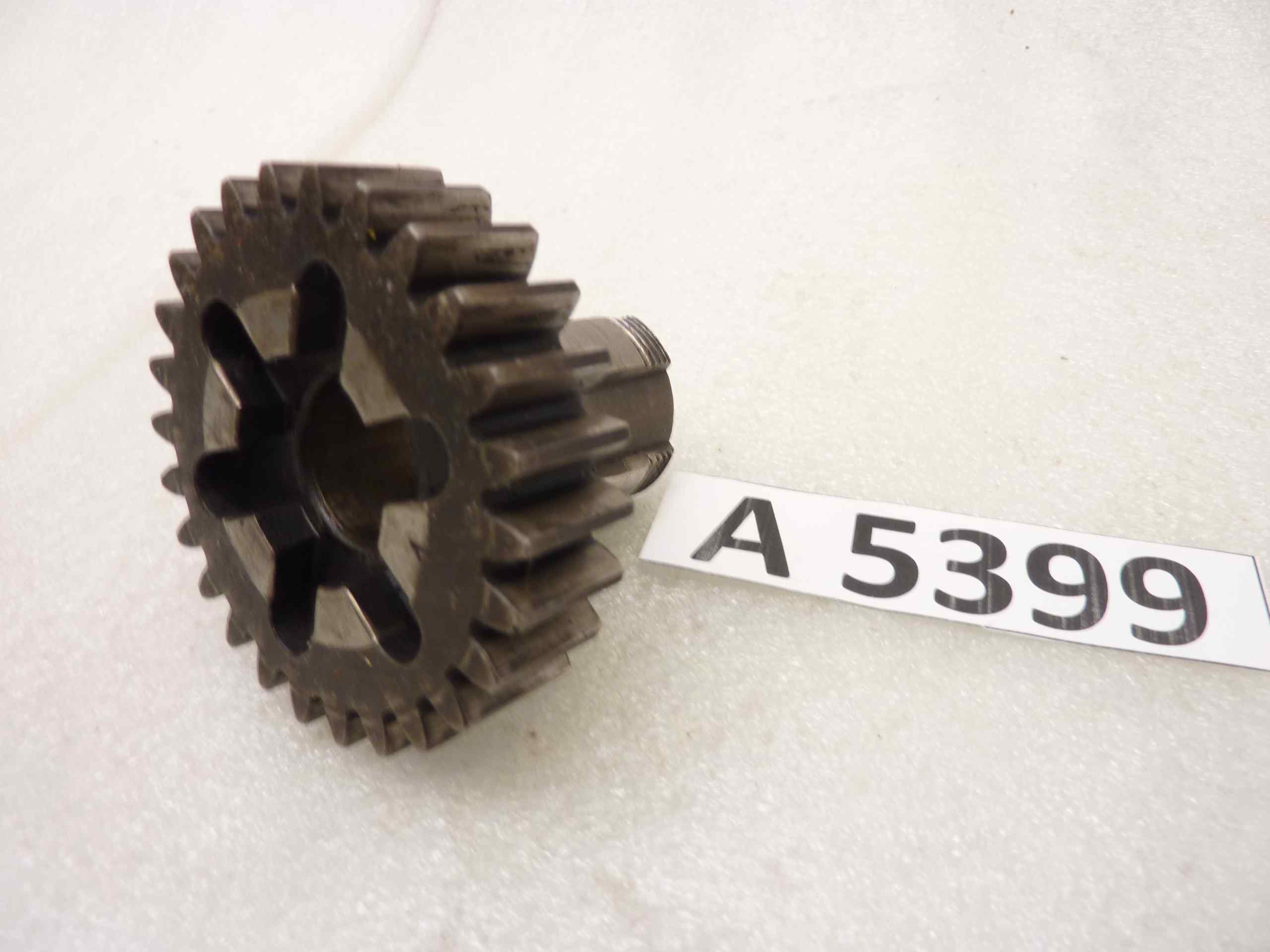 Ingranaggio presa diretta Guzzi 26 denti alti 17,5 mm - immagine 4