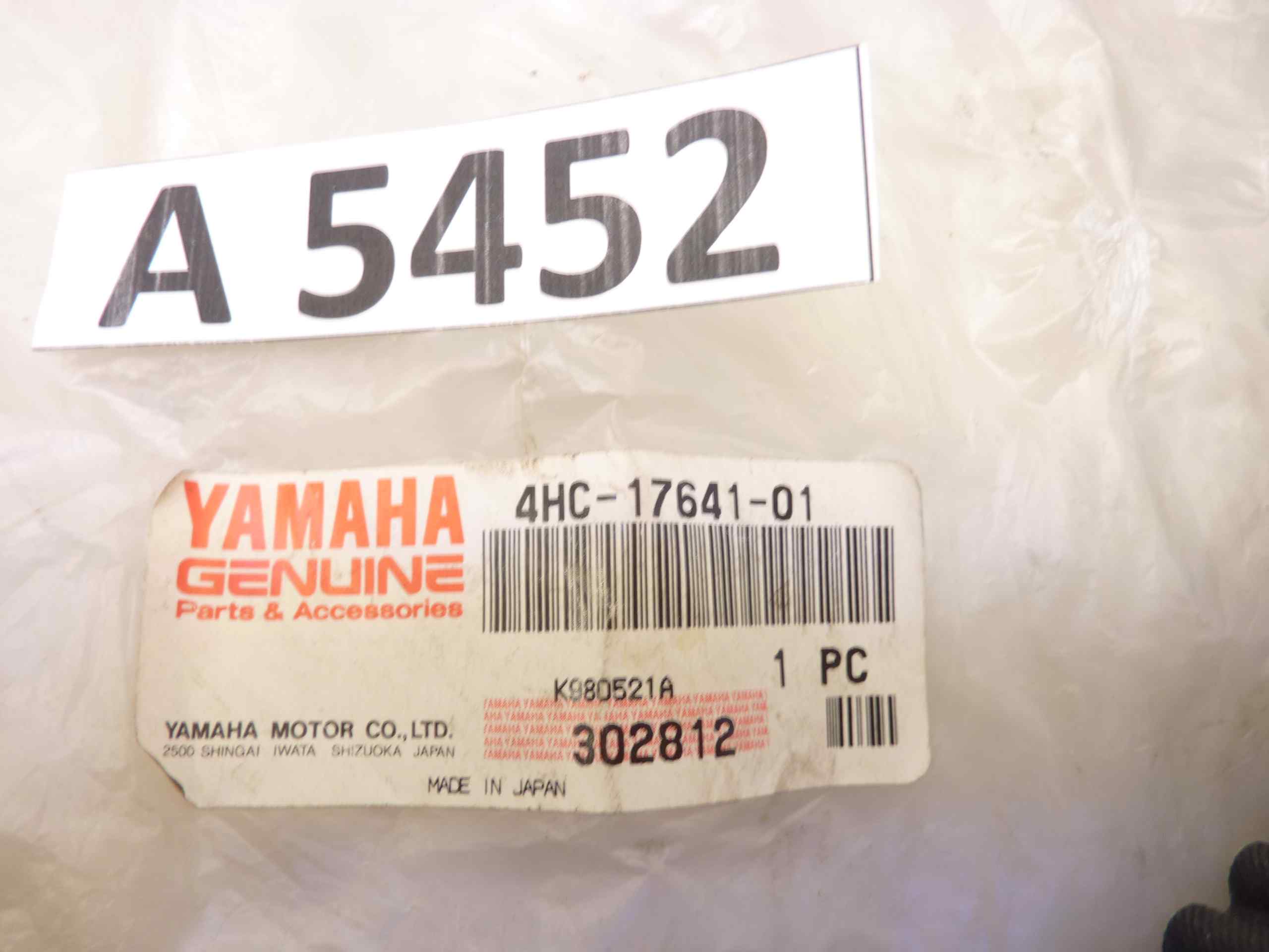 Cinghia Yamaha cod 4HC1764101 nuova fondo di magazzino - immagine 2