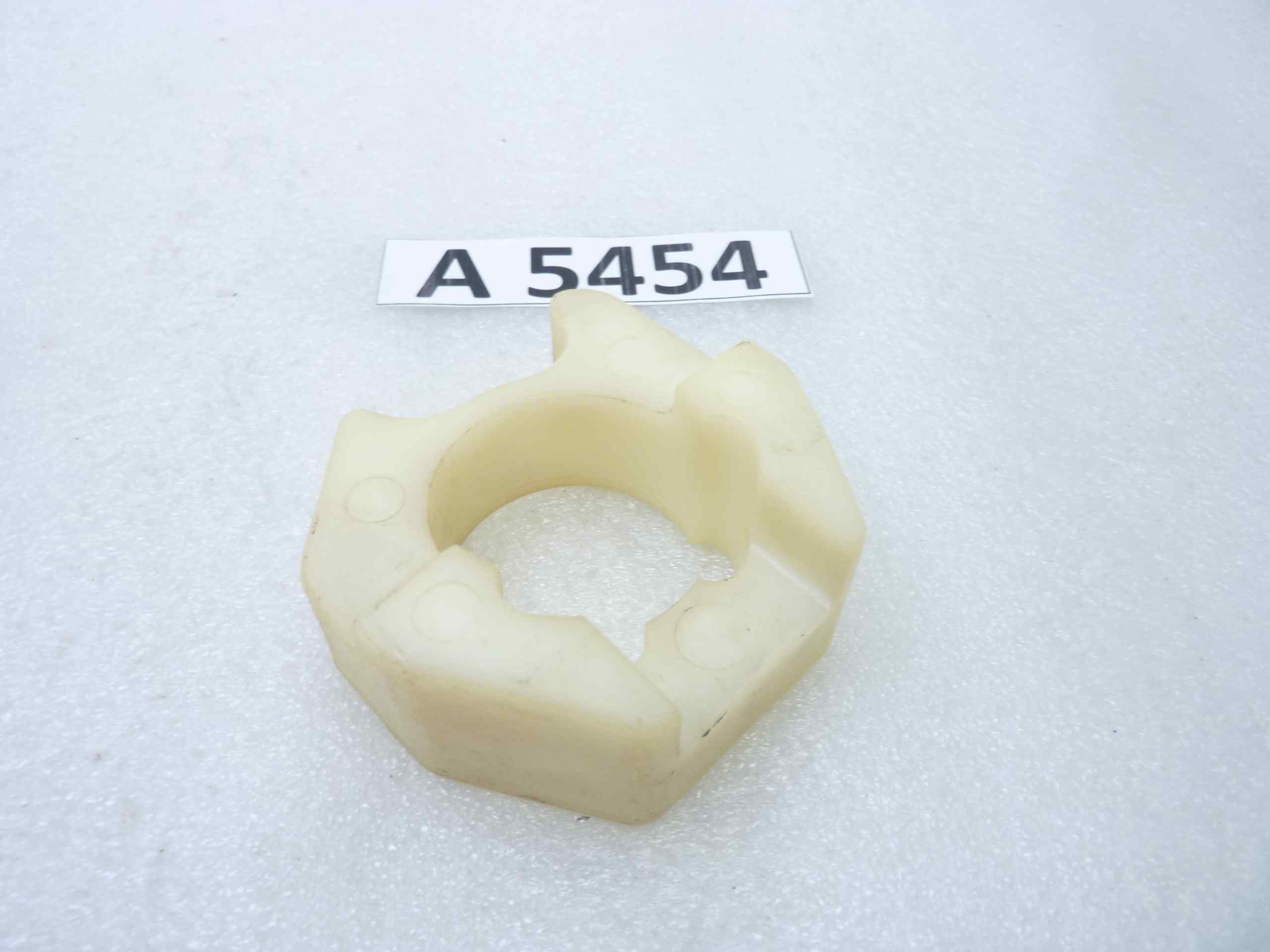 Protezione Forcellone Yamaha XT 550 82-83 5Y12215109 nuovo fondo di magazzino - immagine 3