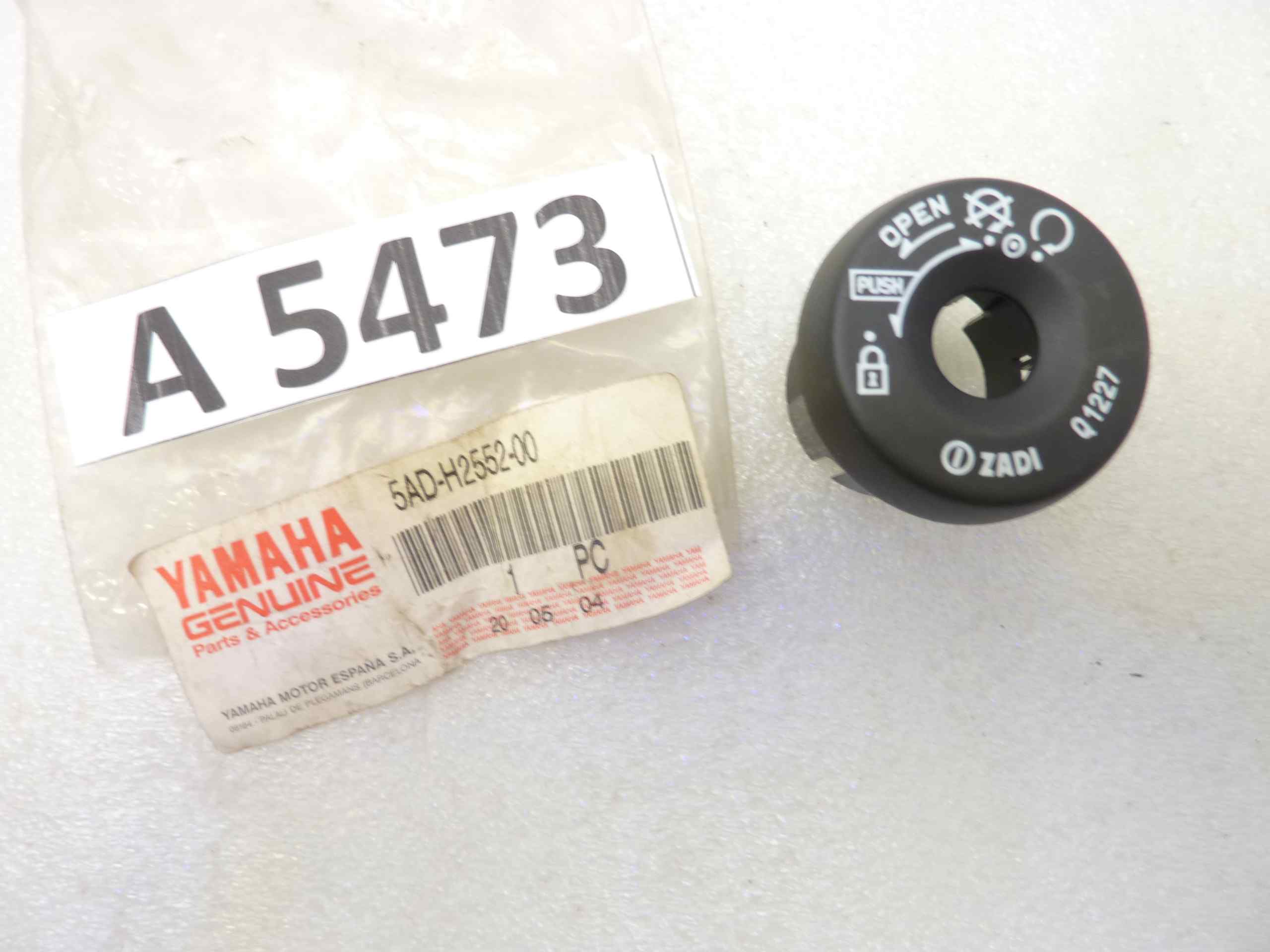 Copri blocchetto accensione Yamaha Neos 50 5ADH255200 nuovo fondo di magazzino