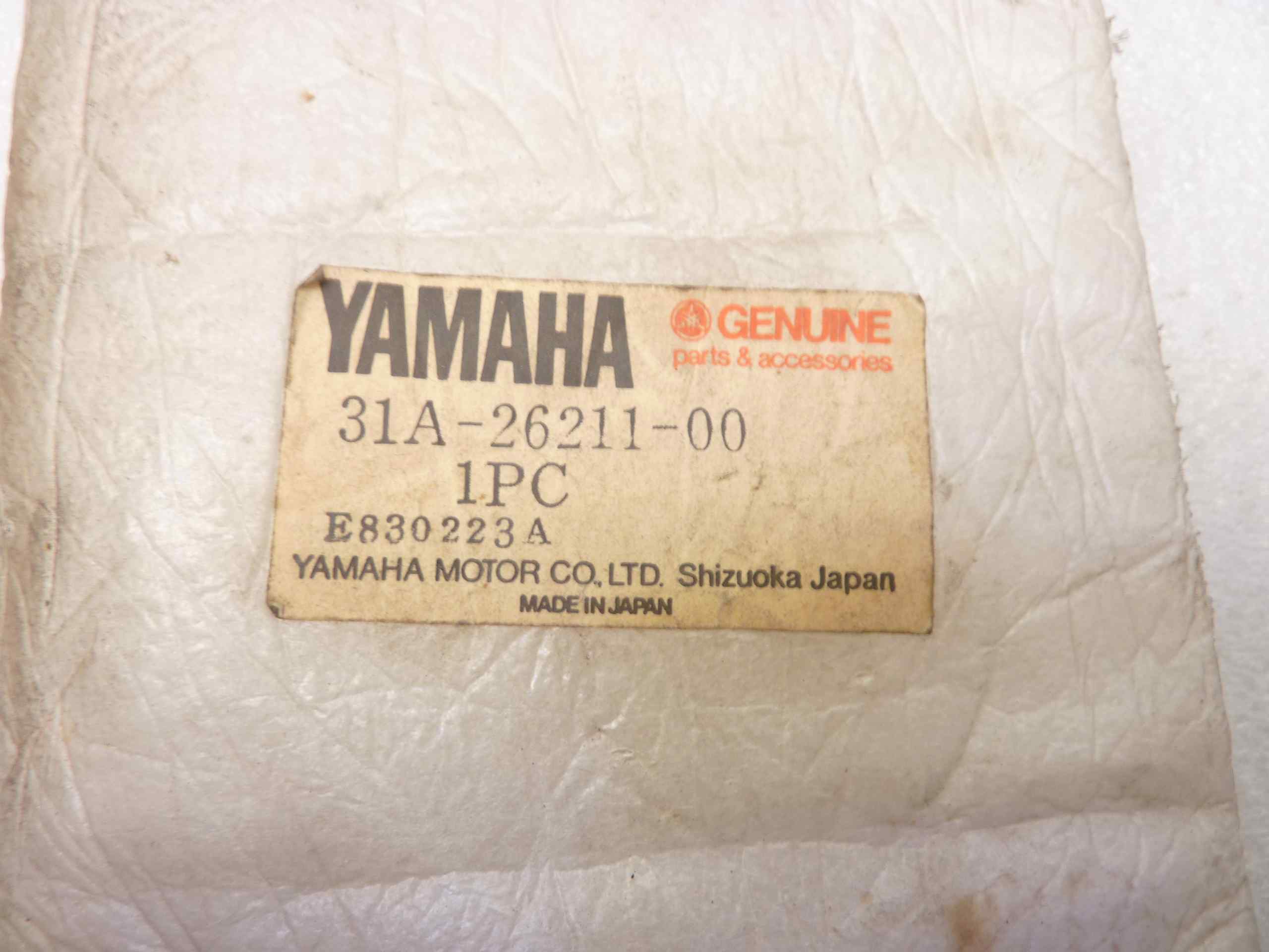 Semimanubrio destro Yamaha XJ 900 83 31A 31A2621100 nuovo fondo di magazzino - immagine 4