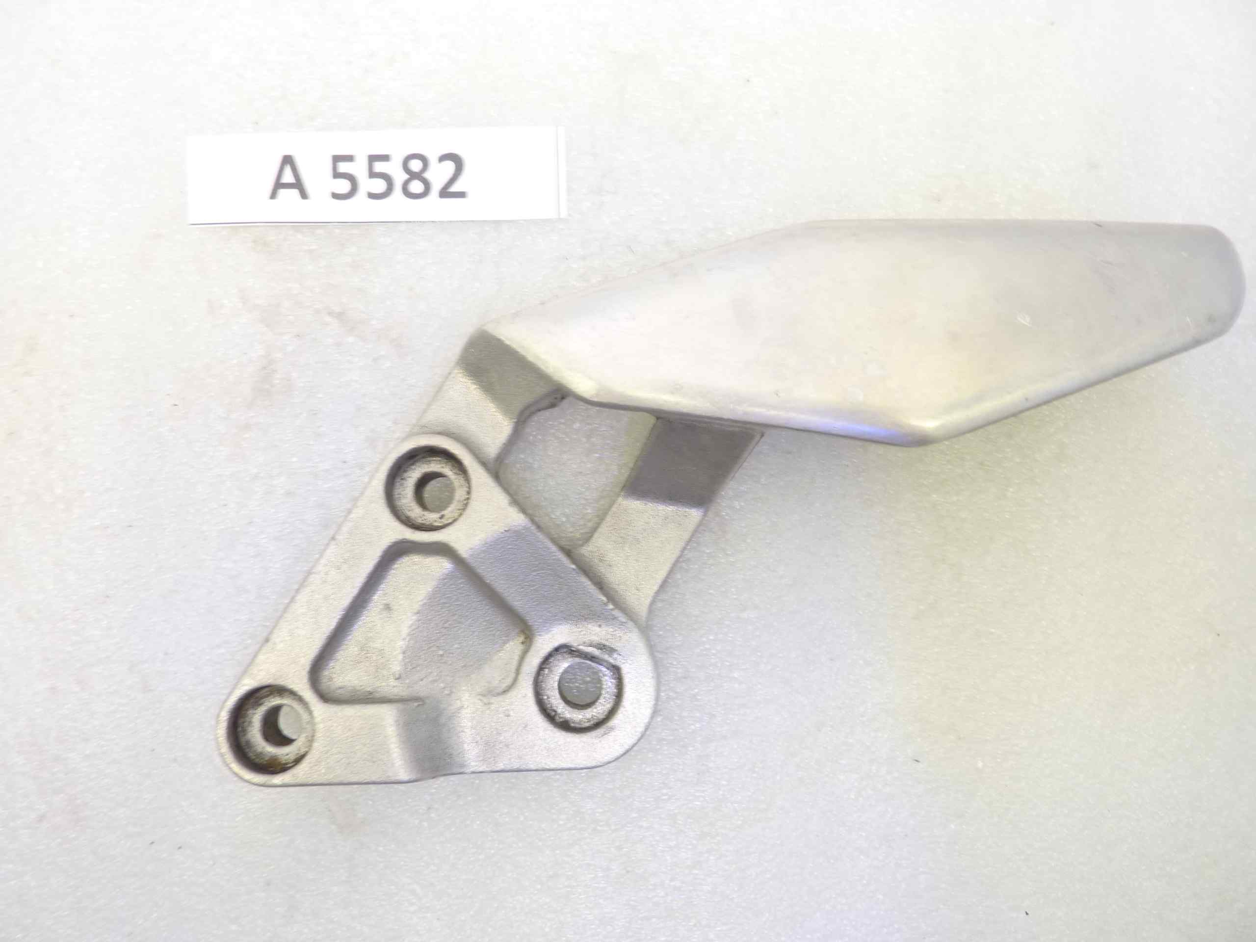 Staffa pedalino poggiapiedi Yamaha FZR 1000 Exup 89-90 3GM 27744200 anteriore sinistra