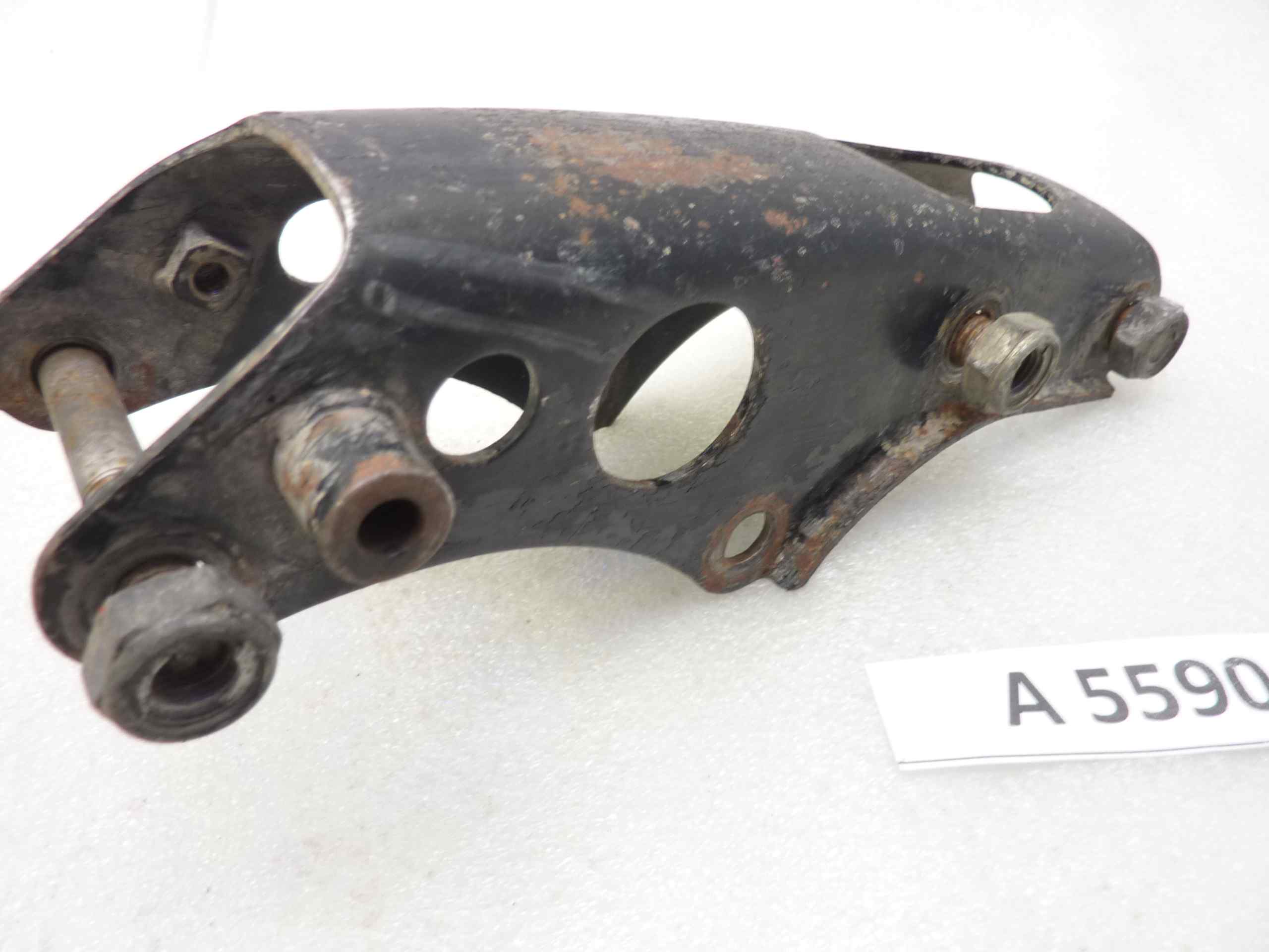 Supporto motore Yamaha XT 550 5Y3 84 - immagine 3