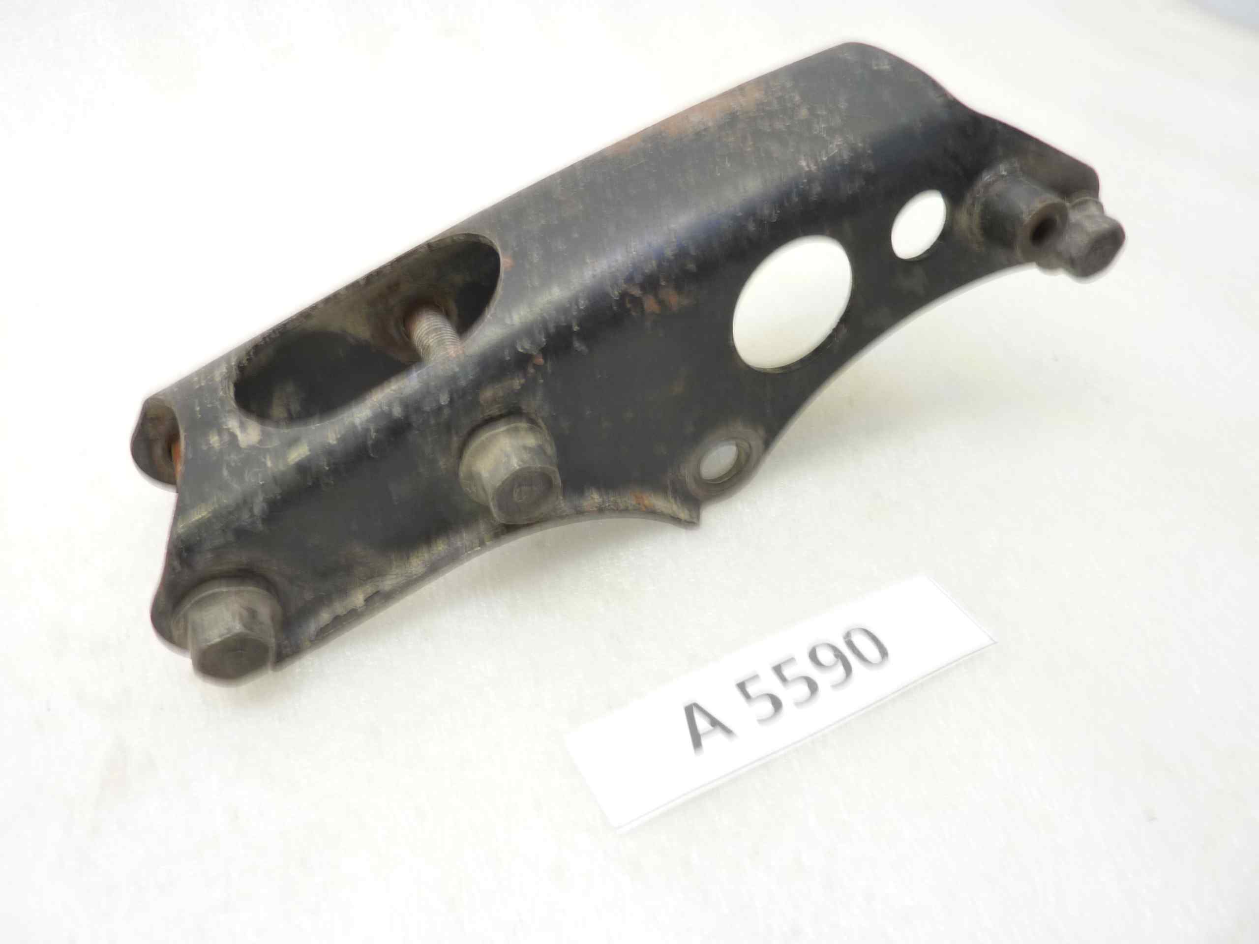 Supporto motore Yamaha XT 550 5Y3 84 - immagine 4