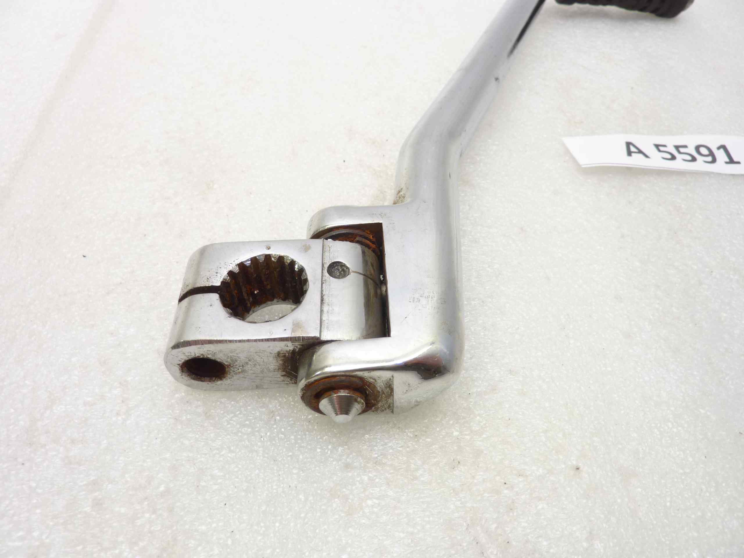 Leva pedale avviamento Suzuki GT 550 1977 - immagine 7