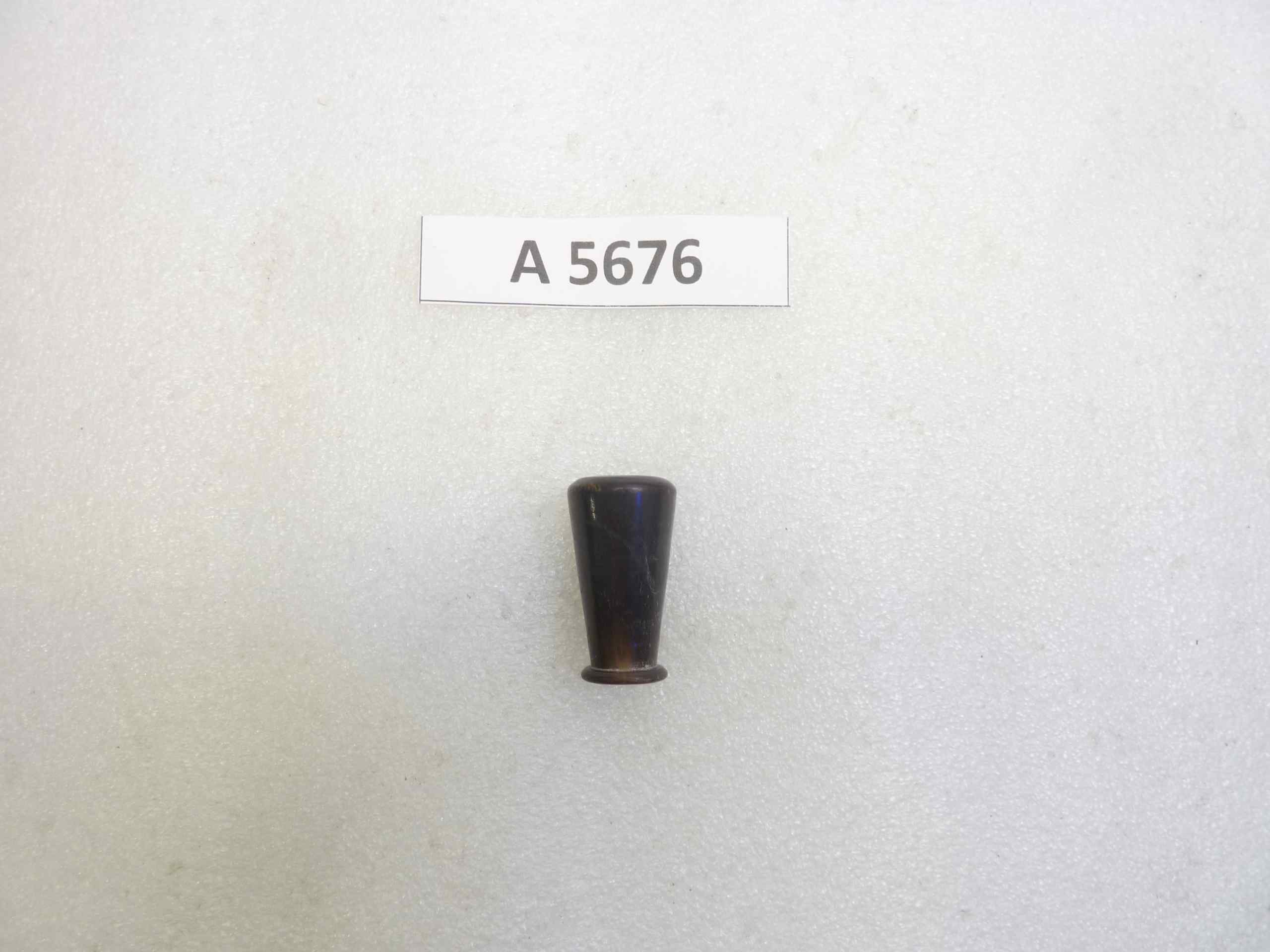 Pomello Pomolo Leva auto moto epoca osso o bachelite diam max 24 mm Alt 45 mm Foro 8 mm nuovo fondo di magazzino