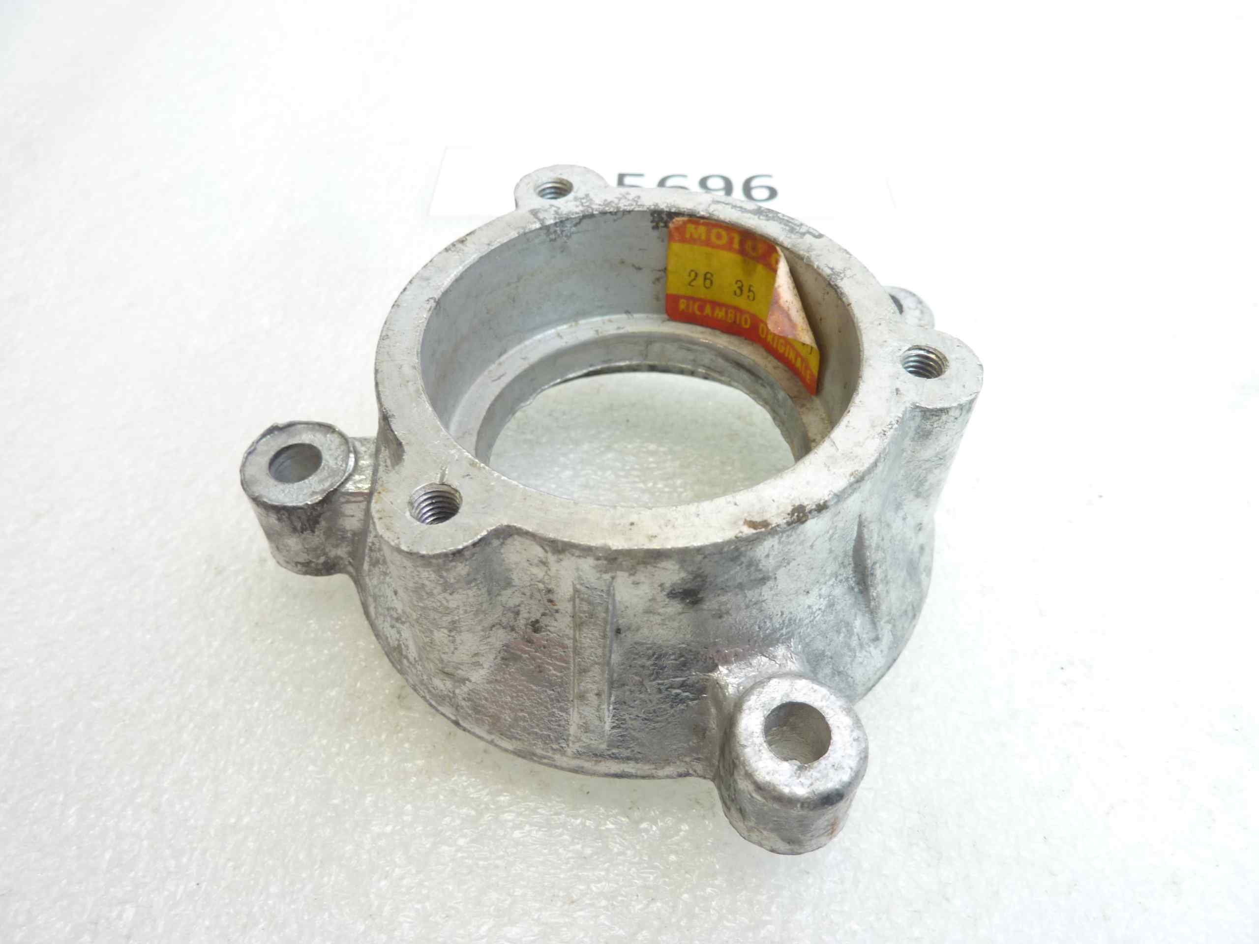 Coperchio porta cuscinetto Guzzi Ercolino 192 cod 26351800 nuovo fondo di magazzino - immagine 3