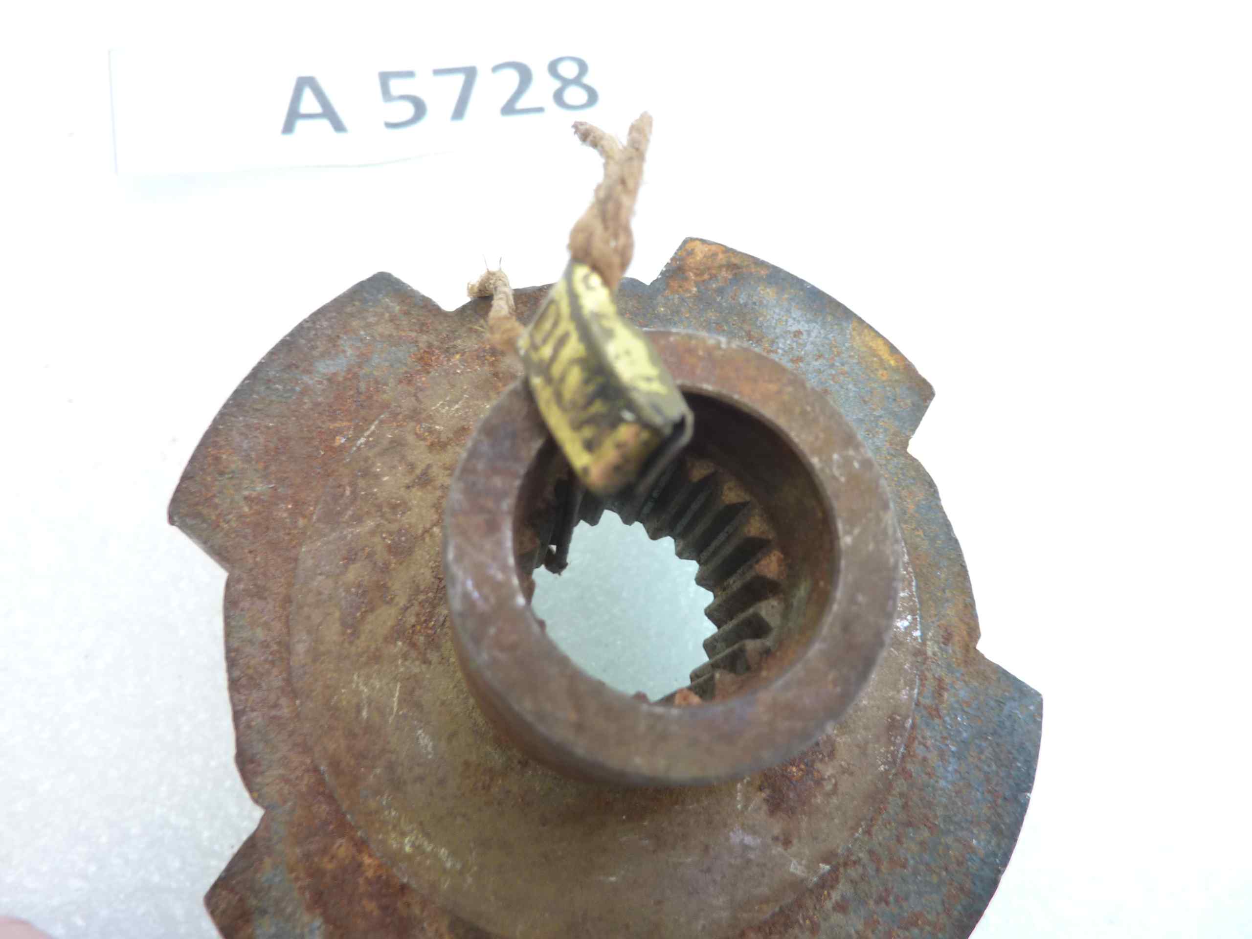 Corpo Frizione fisso Guzzi Stornello 125 160 cod 55081600 nuovo fondo di magazzino - immagine 3