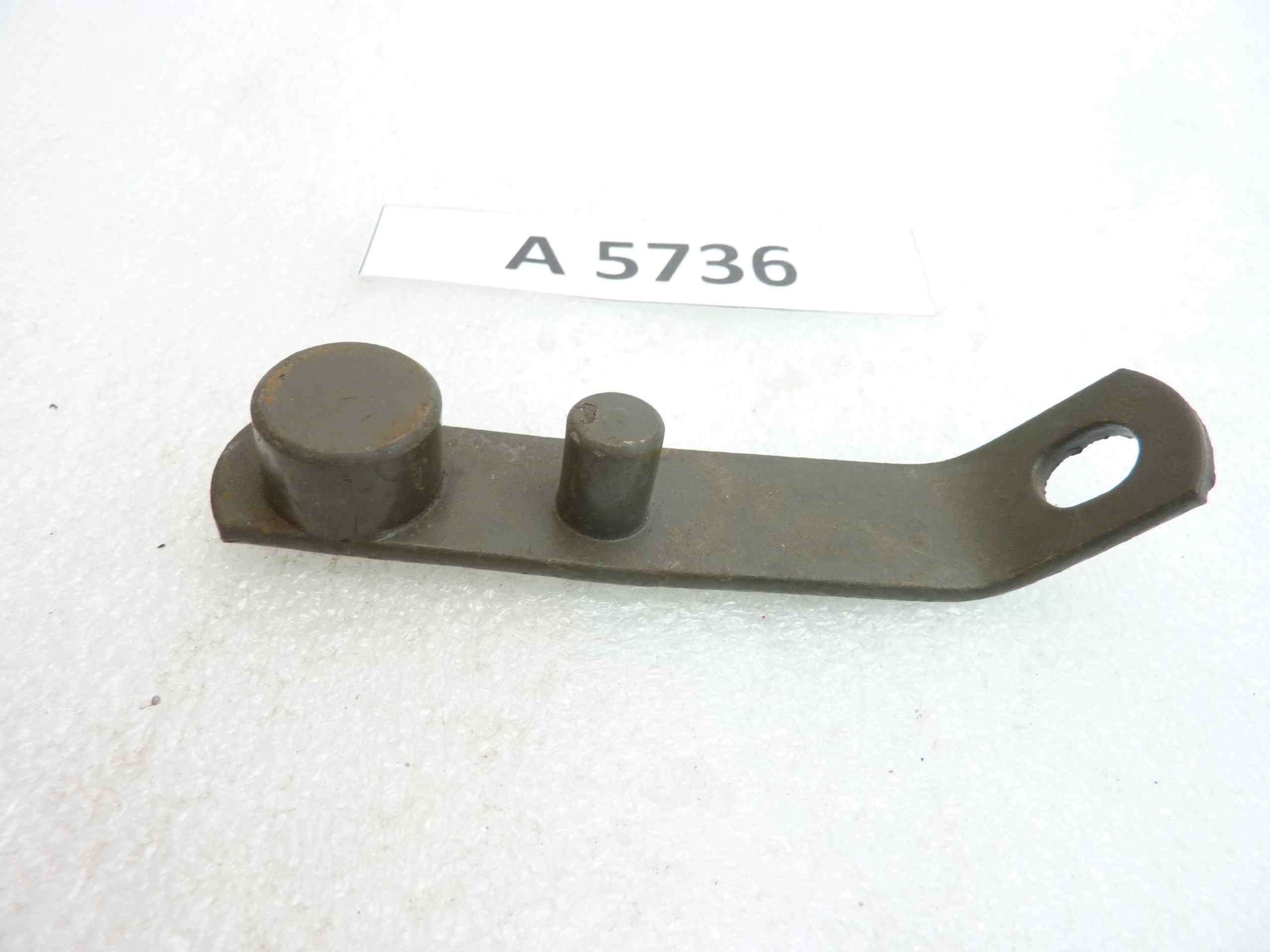 Piastra arresto sterzo Gilera 300 cod 26165 nuovo fondo di magazzino - immagine 2