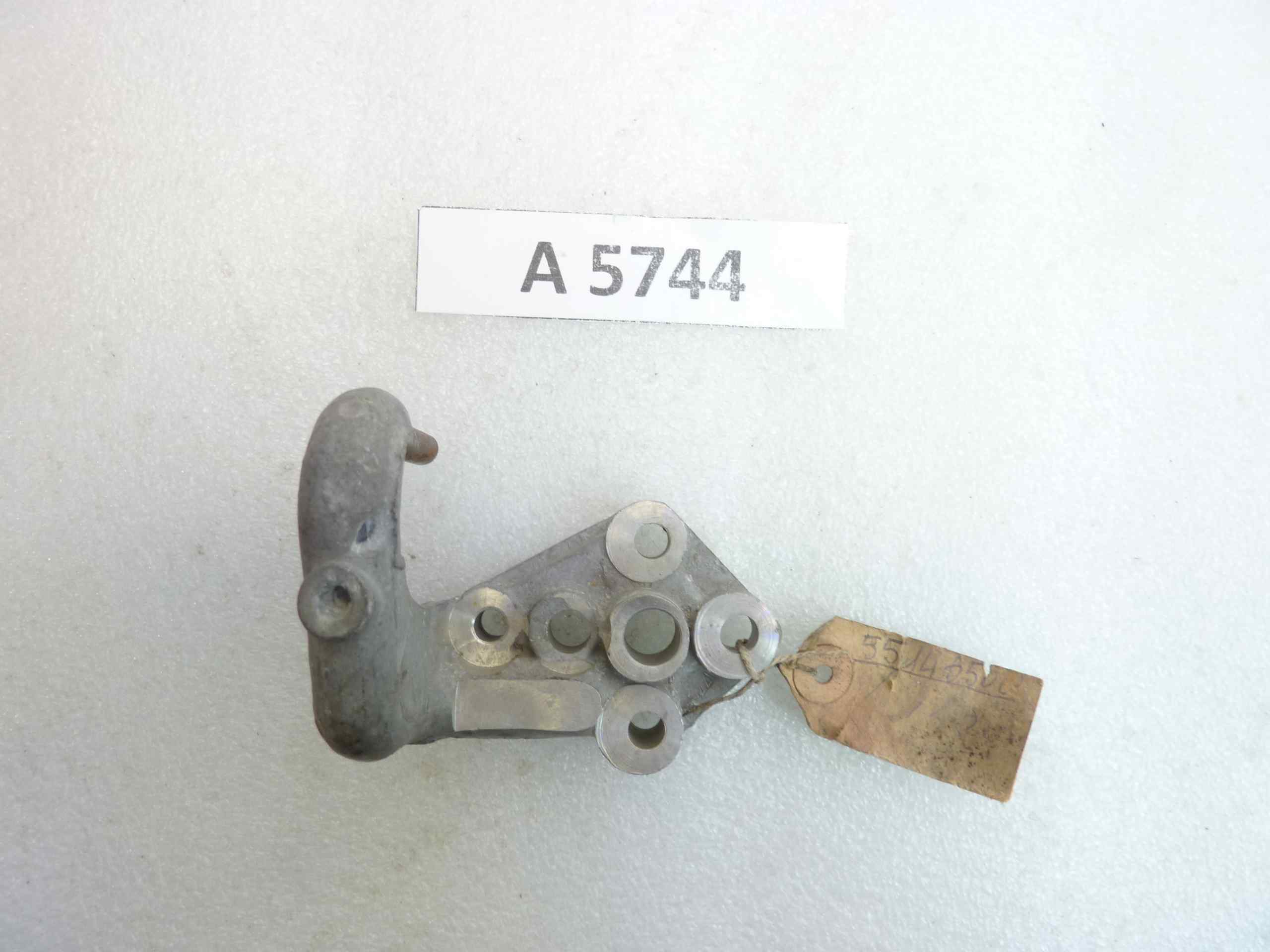 Corpo coperchio pompa olio Guzzi Stornello 125 cod 55140500 nuovo fondo di magazzino