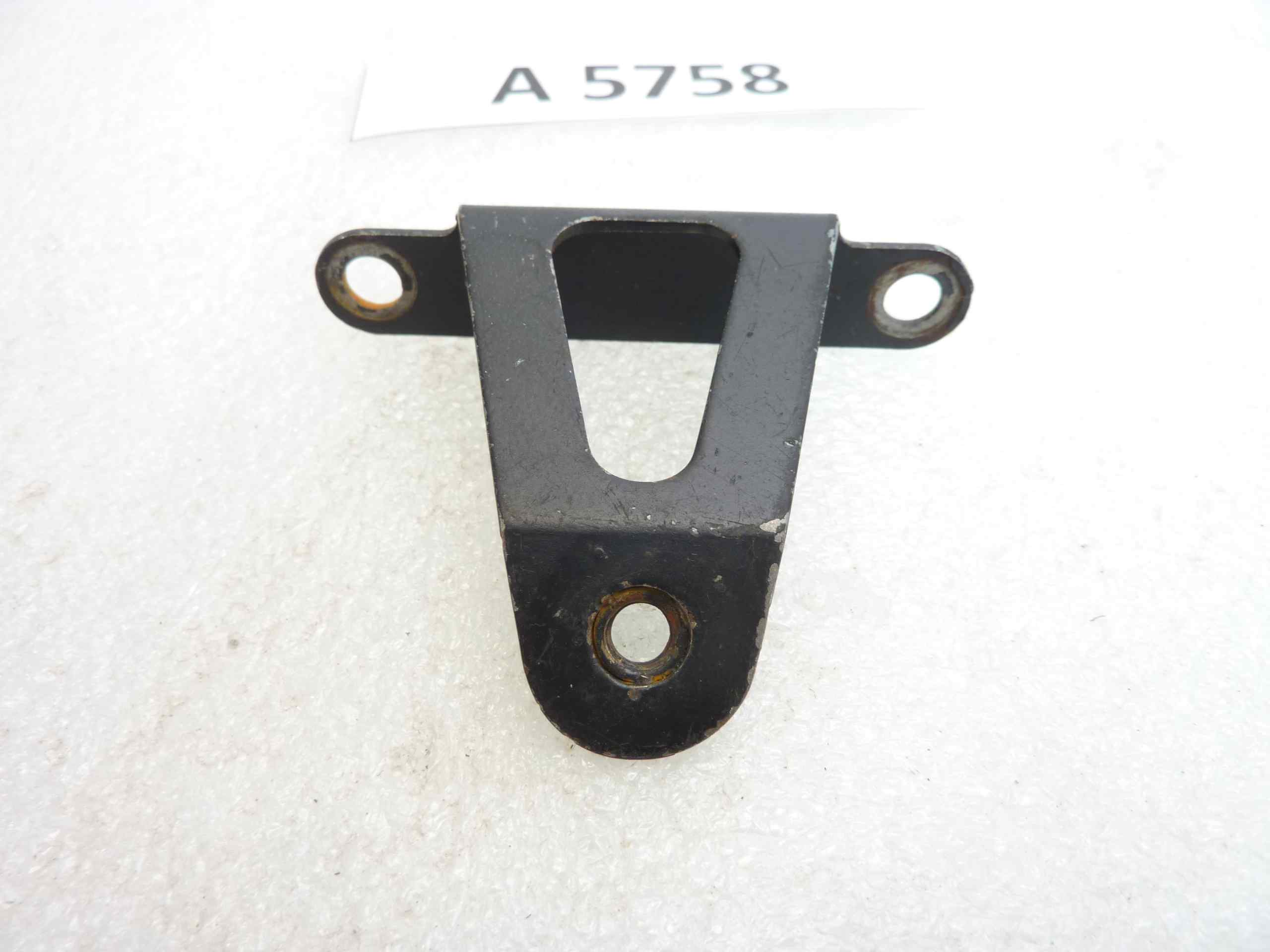 Staffa carena Guzzi Le Mans II 2 78 - 80 - immagine 6