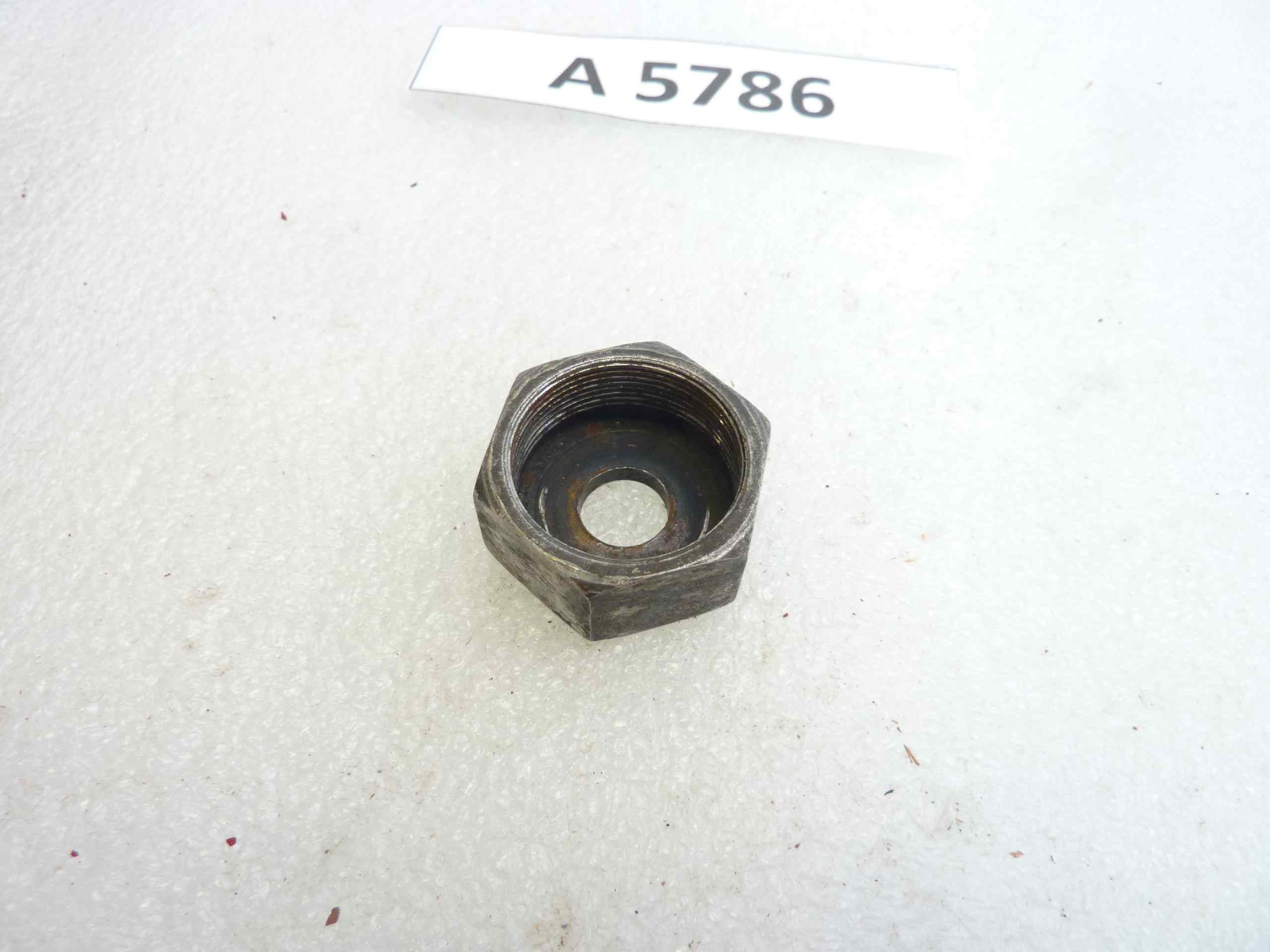 Dado serraggio sterzo Guzzi S V GTV dim 29 mm alla chiave - immagine 4