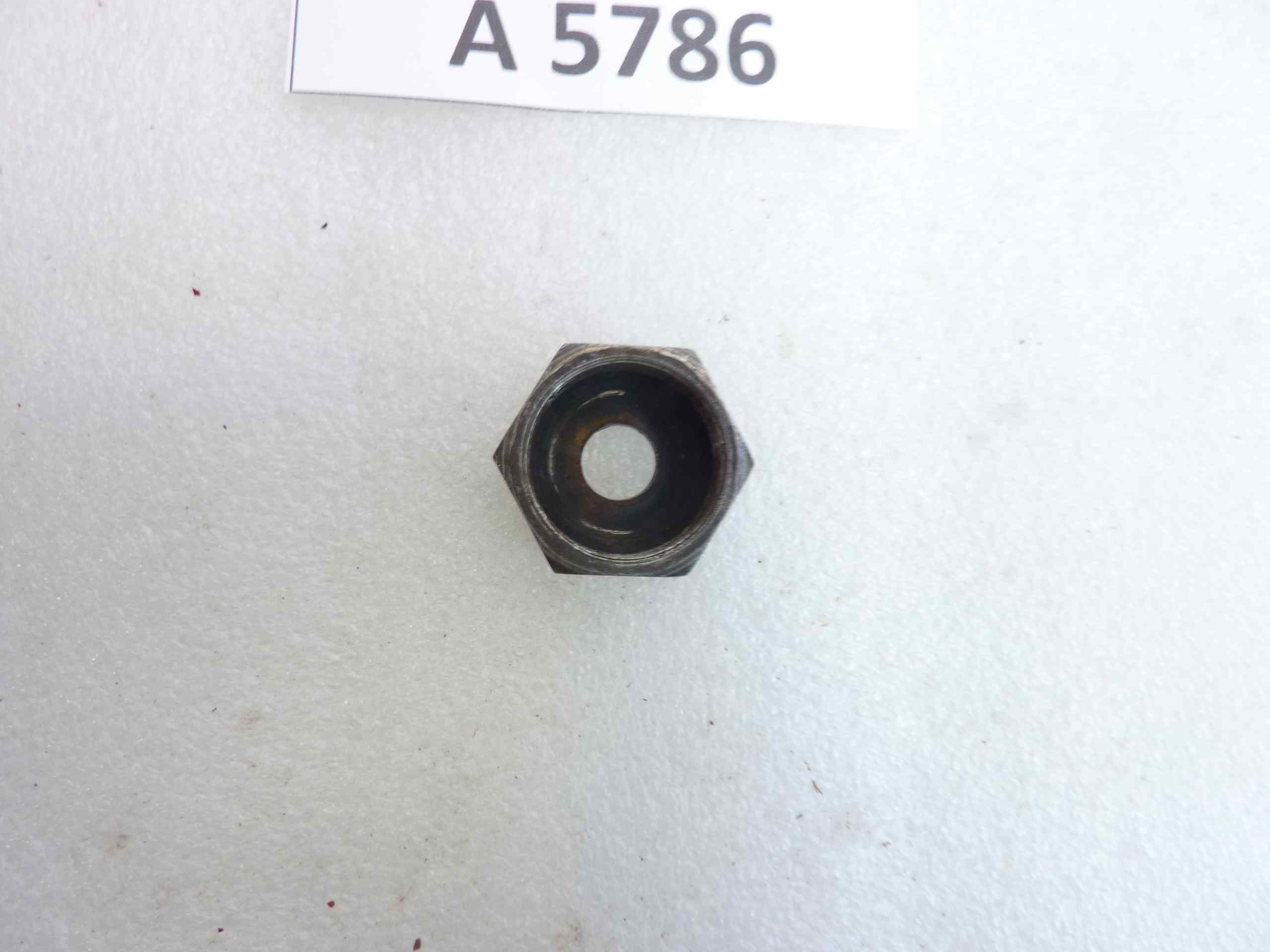 Dado serraggio sterzo Guzzi S V GTV dim 29 mm alla chiave - immagine 5