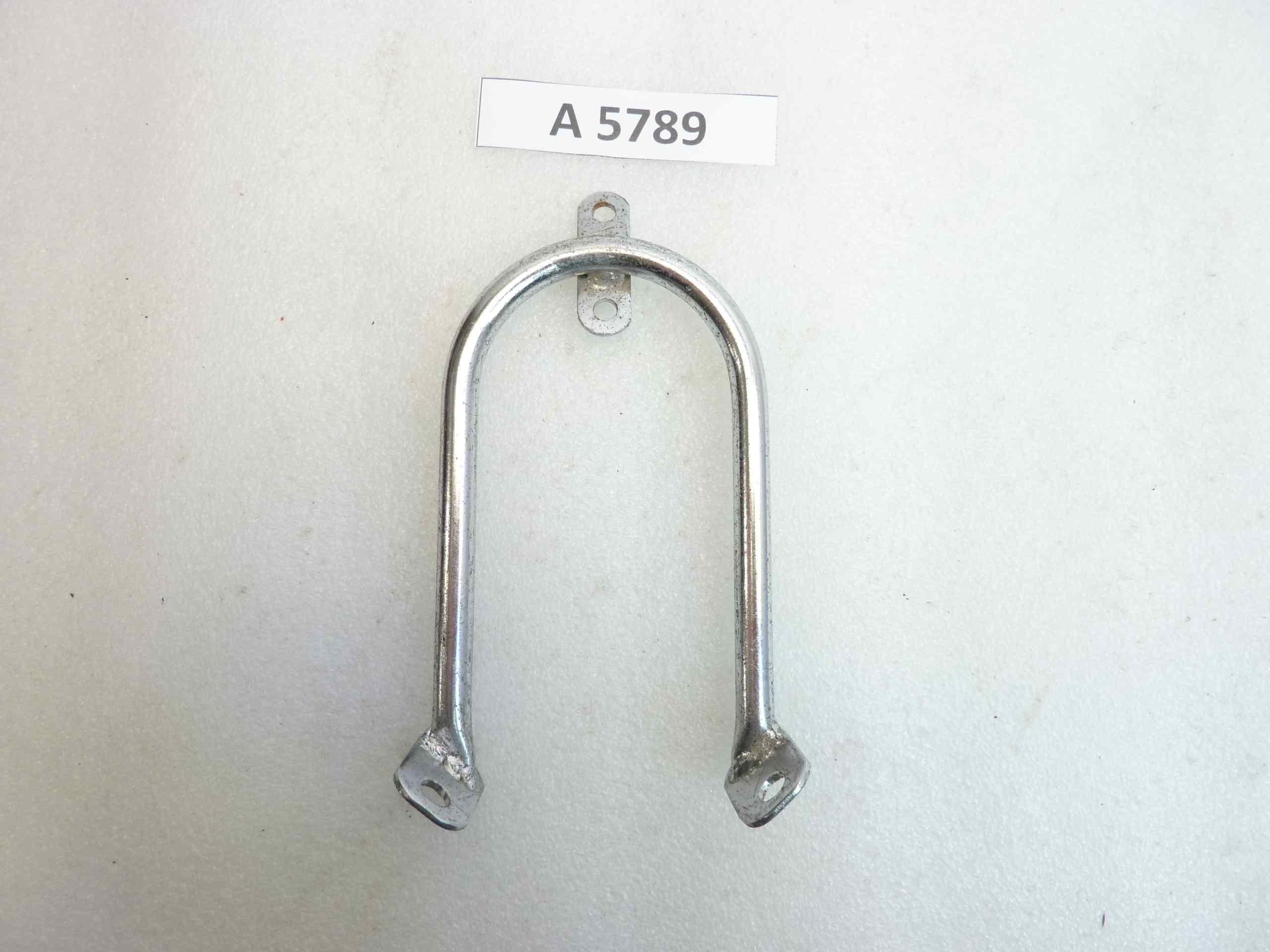 Staffa parafango Guzzi Dingo cod 40434820 nuovo fondo di magazzino