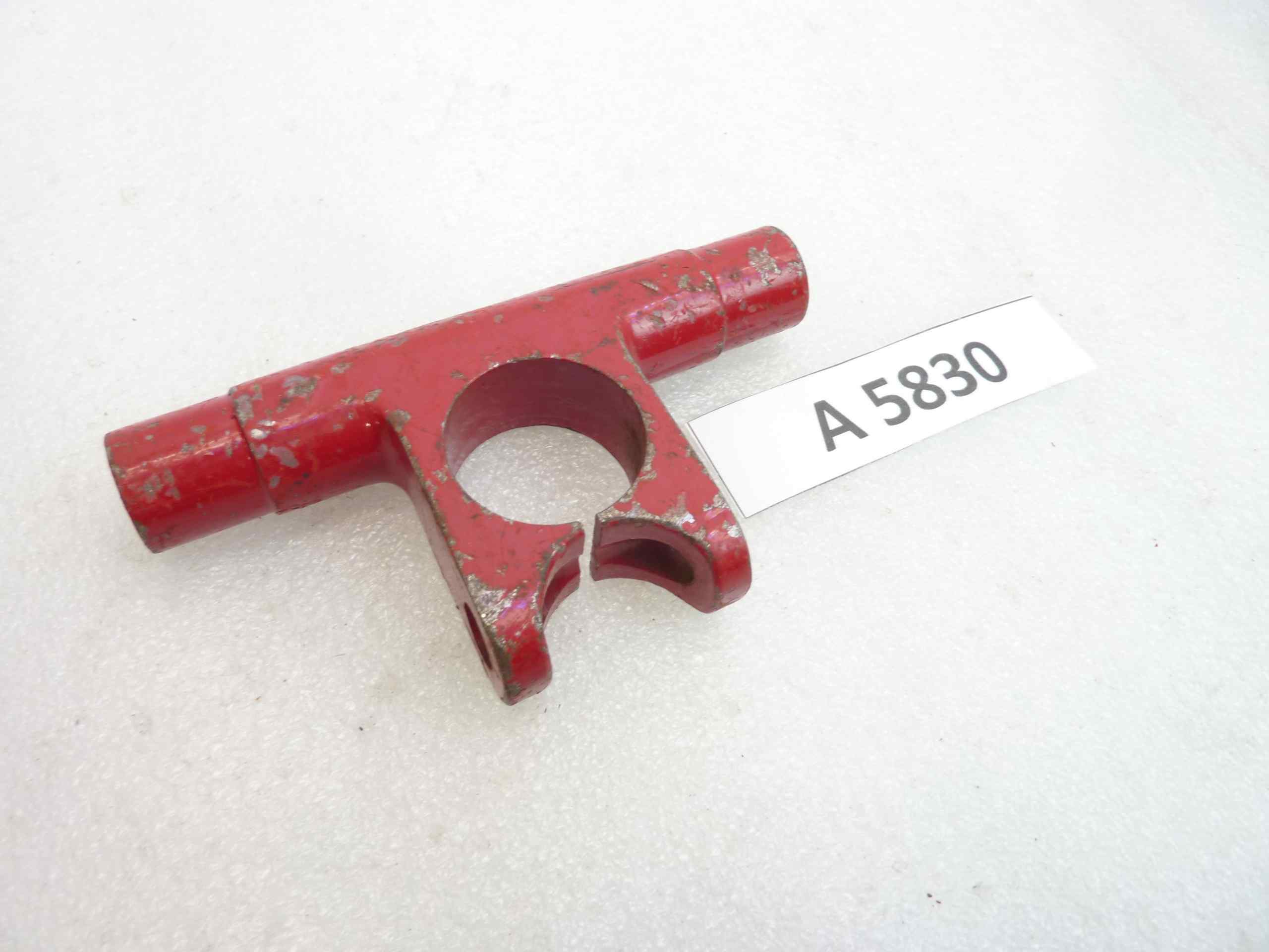 Parte superiore forcella ant Guzzi largh 120 mm diam 20 mm diamo foro 31 mm nuovo fondo di magazzino - immagine 2