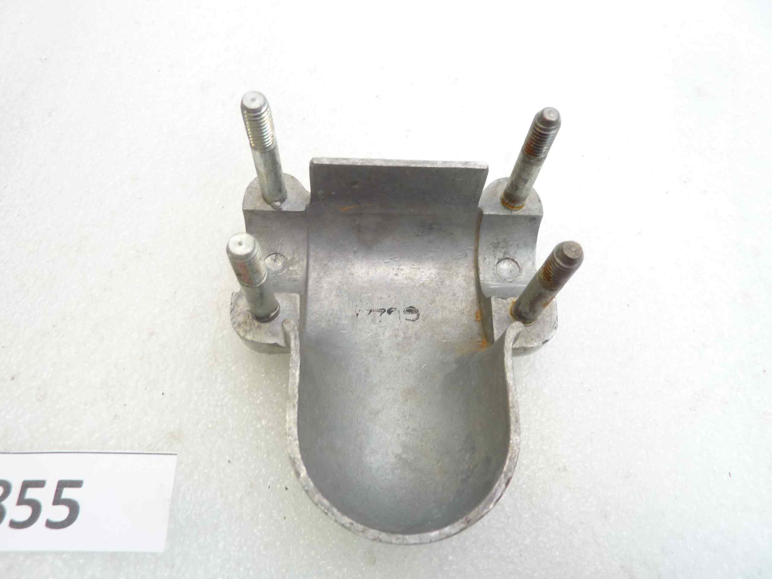 Riser cavallotto supporto manubrio Guzzi Stornello 125 nuovo fondo di magazzino - immagine 5