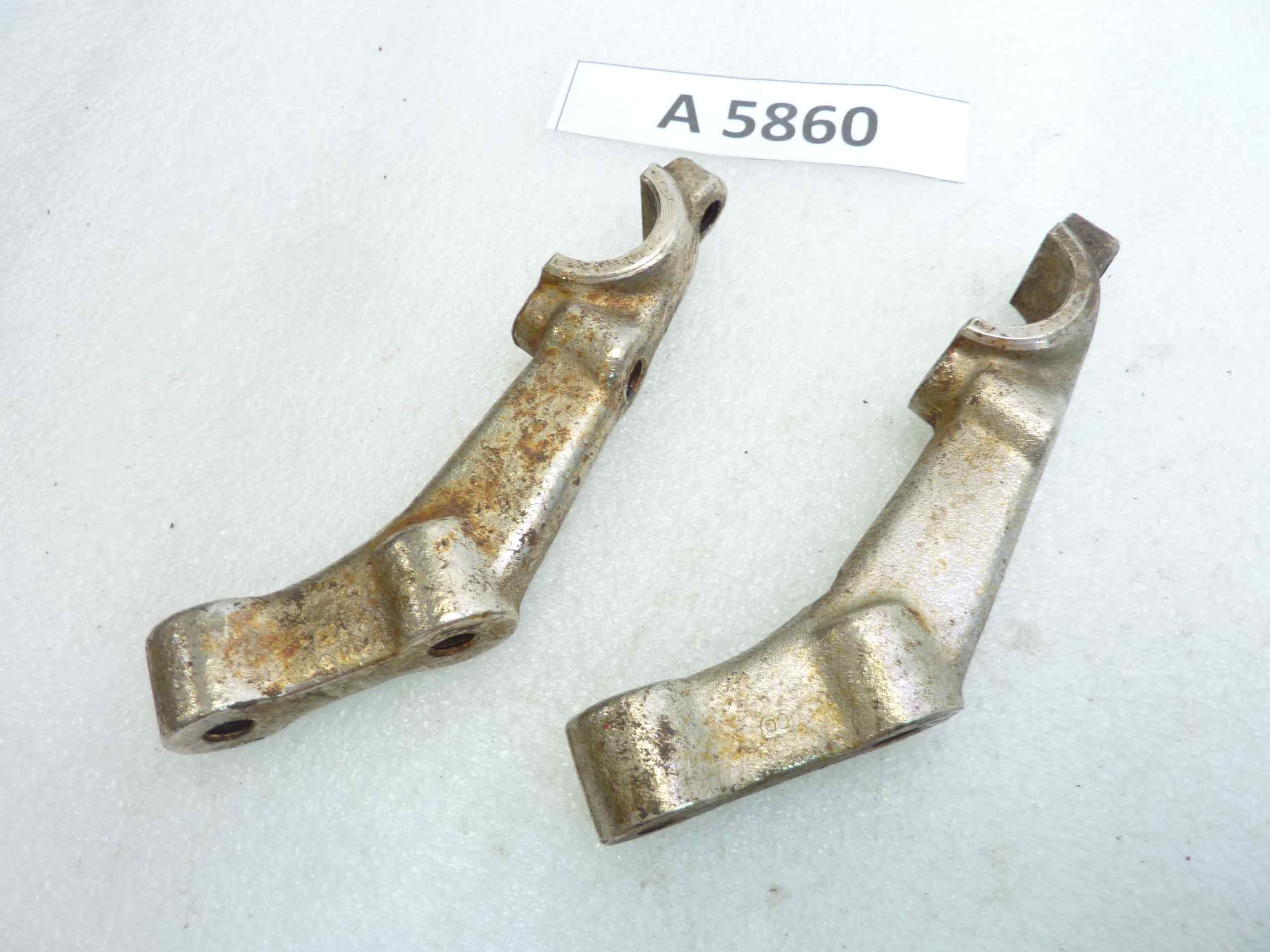 Staffe morsetti fissaggio manubrio 850 GT -GT CALIFORNIA-V7 SPECIAL-V700 cod 12500240 - immagine 4