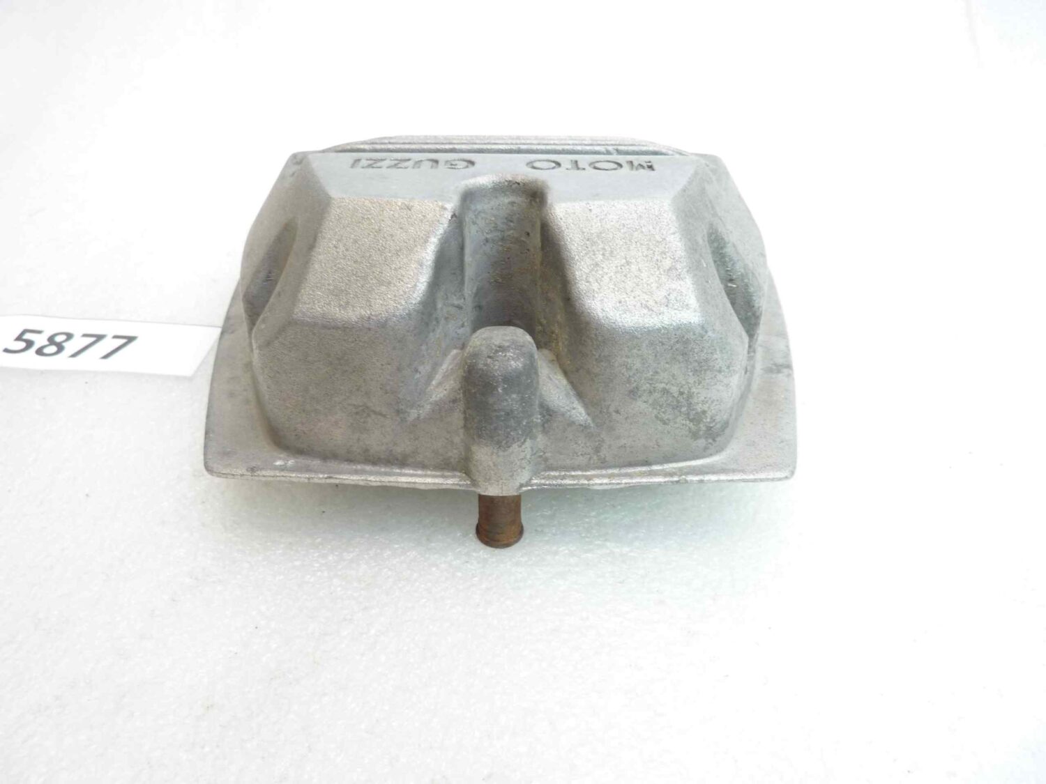 Coperchio valvole cromato Guzzi V35 V50 cod 19023600 - immagine 3