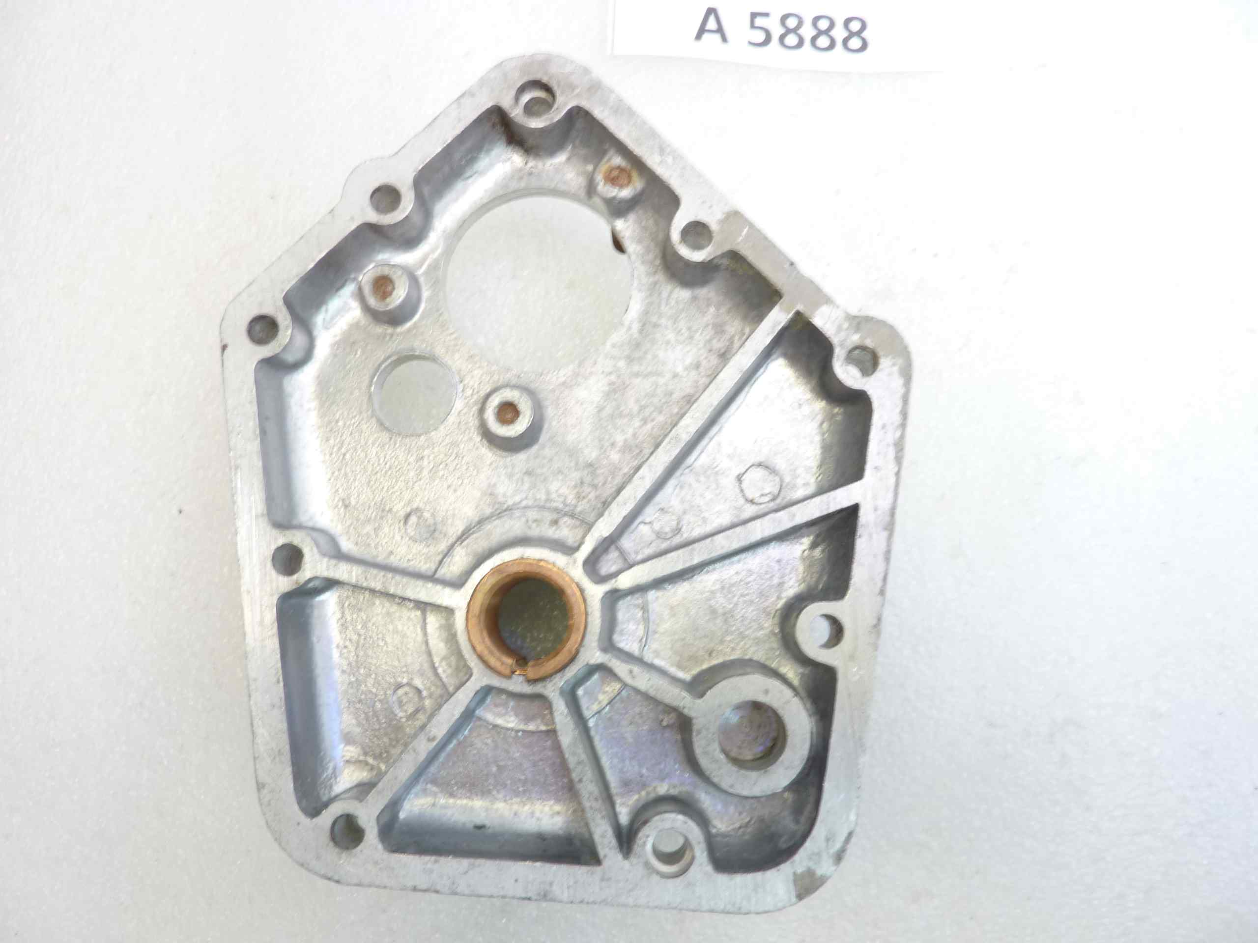 Coperchio carte Guzzi Motocarro Ercole 500 motore lato distribuzione cod 25001301 NUOVO fondo di magazzino - immagine 5