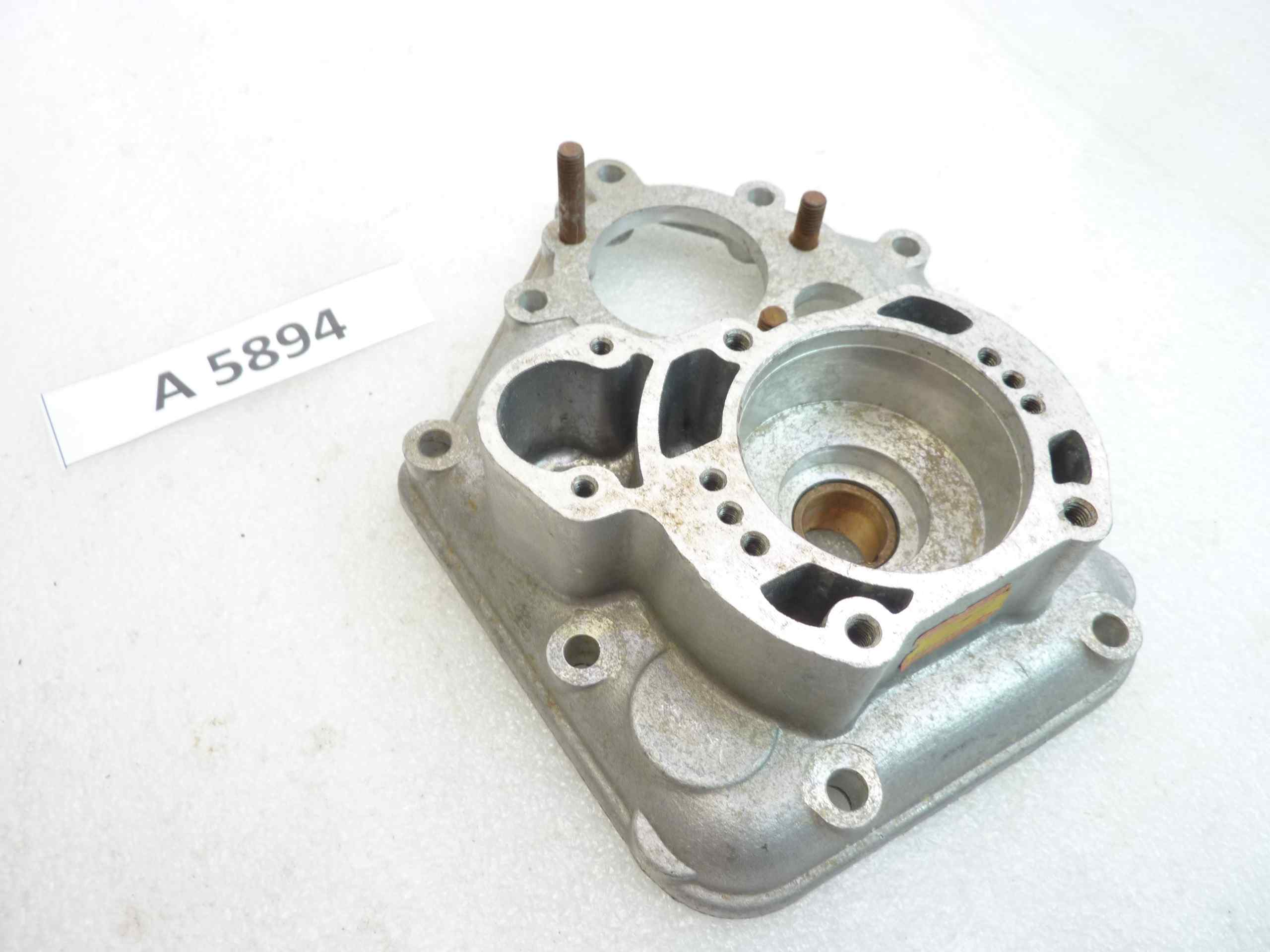 Coperchio carter Guzzi Motocarro Ercole 500 motore lato distribuzione cod 25001301 NUOVO fondo di magazzino