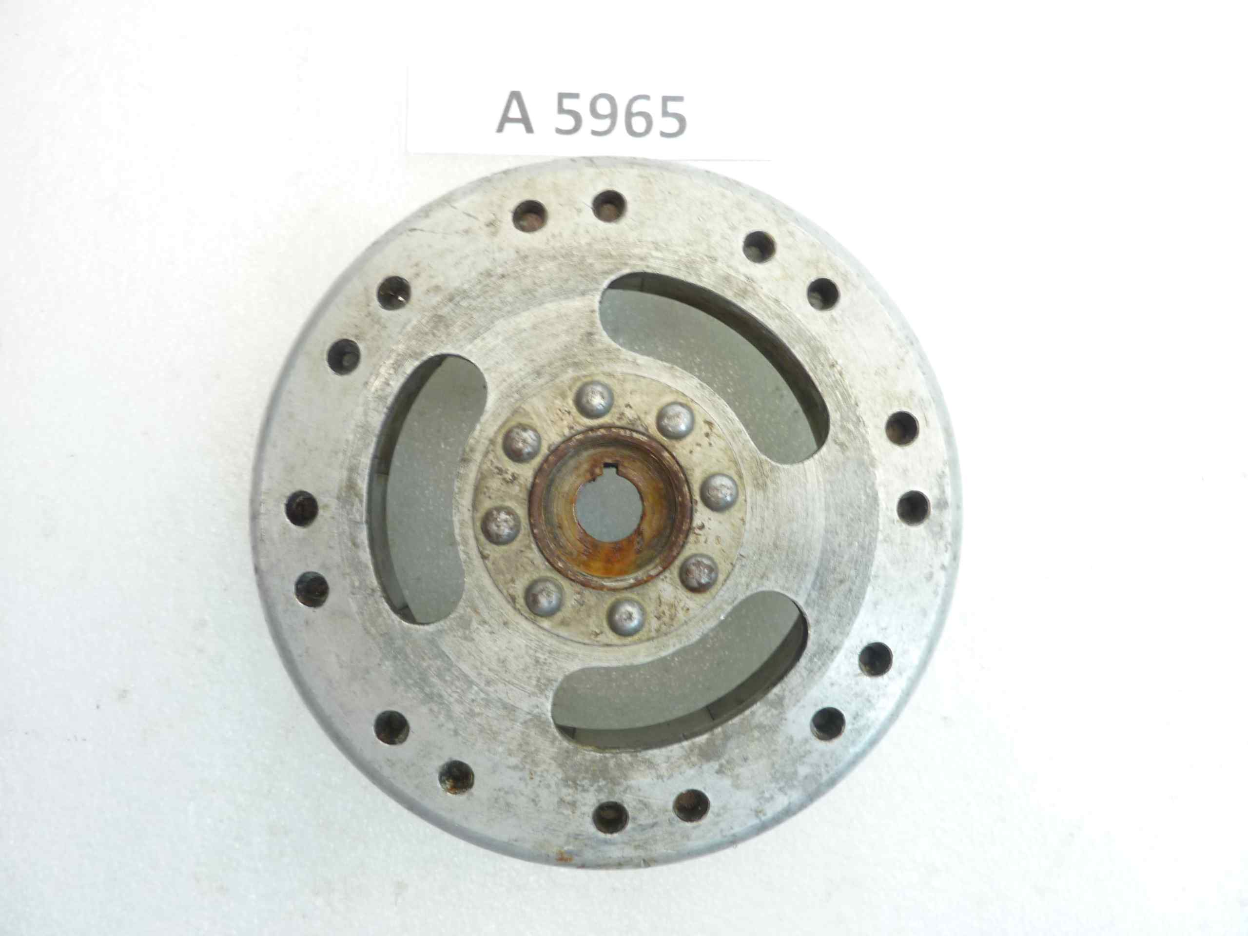 Volano magnete Guzzi Cardellino Guzzino Magneti Marelli cod MVA13A 1401525 non testato