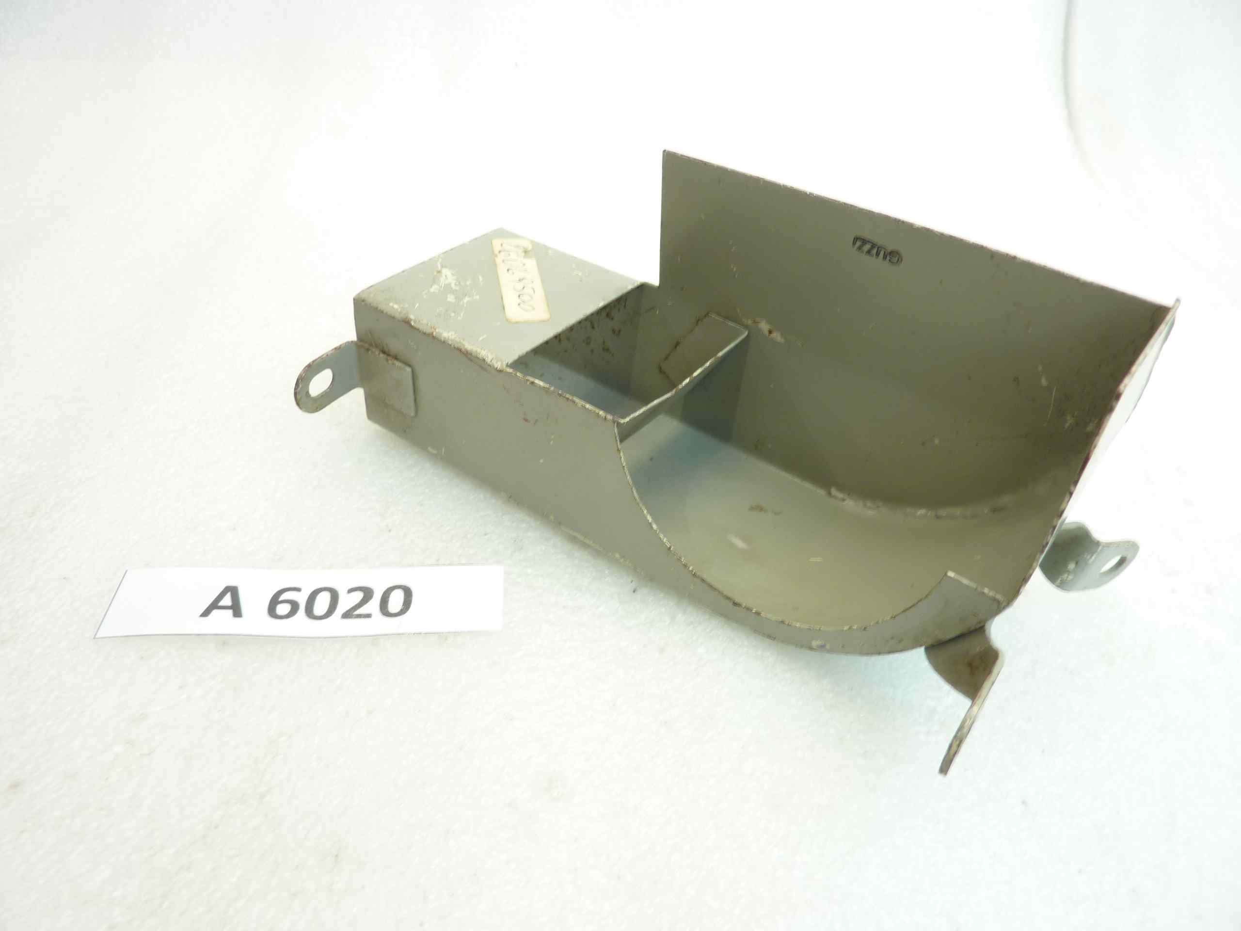 Presa aria Guzzi Ercolino 192 boccaglio presa aria raffreddamento cod 26069500 27015 NUOVO fondo di magazzino