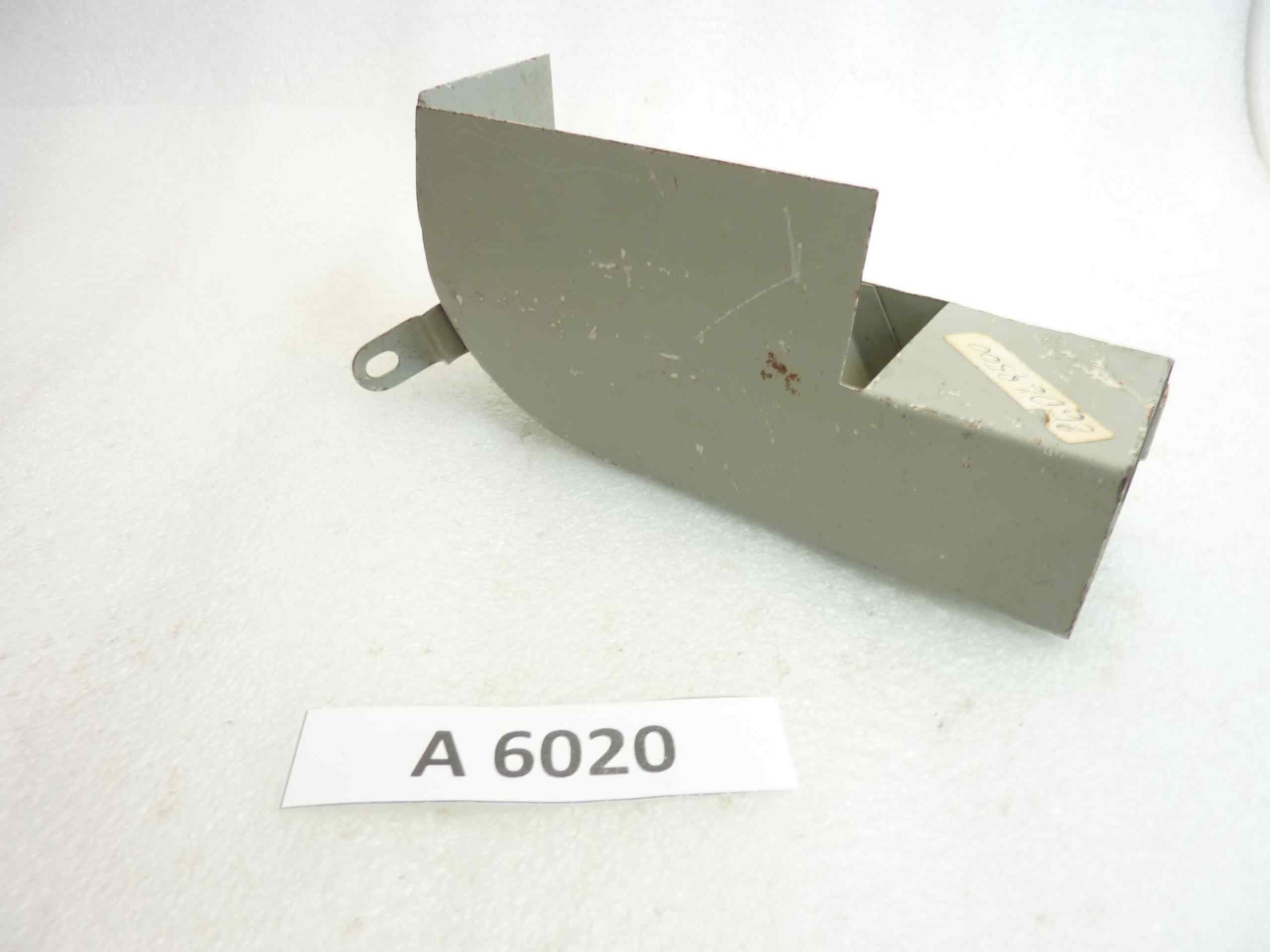 Presa aria Guzzi Ercolino 192 boccaglio presa aria raffreddamento cod 26069500 27015 NUOVO fondo di magazzino - immagine 3