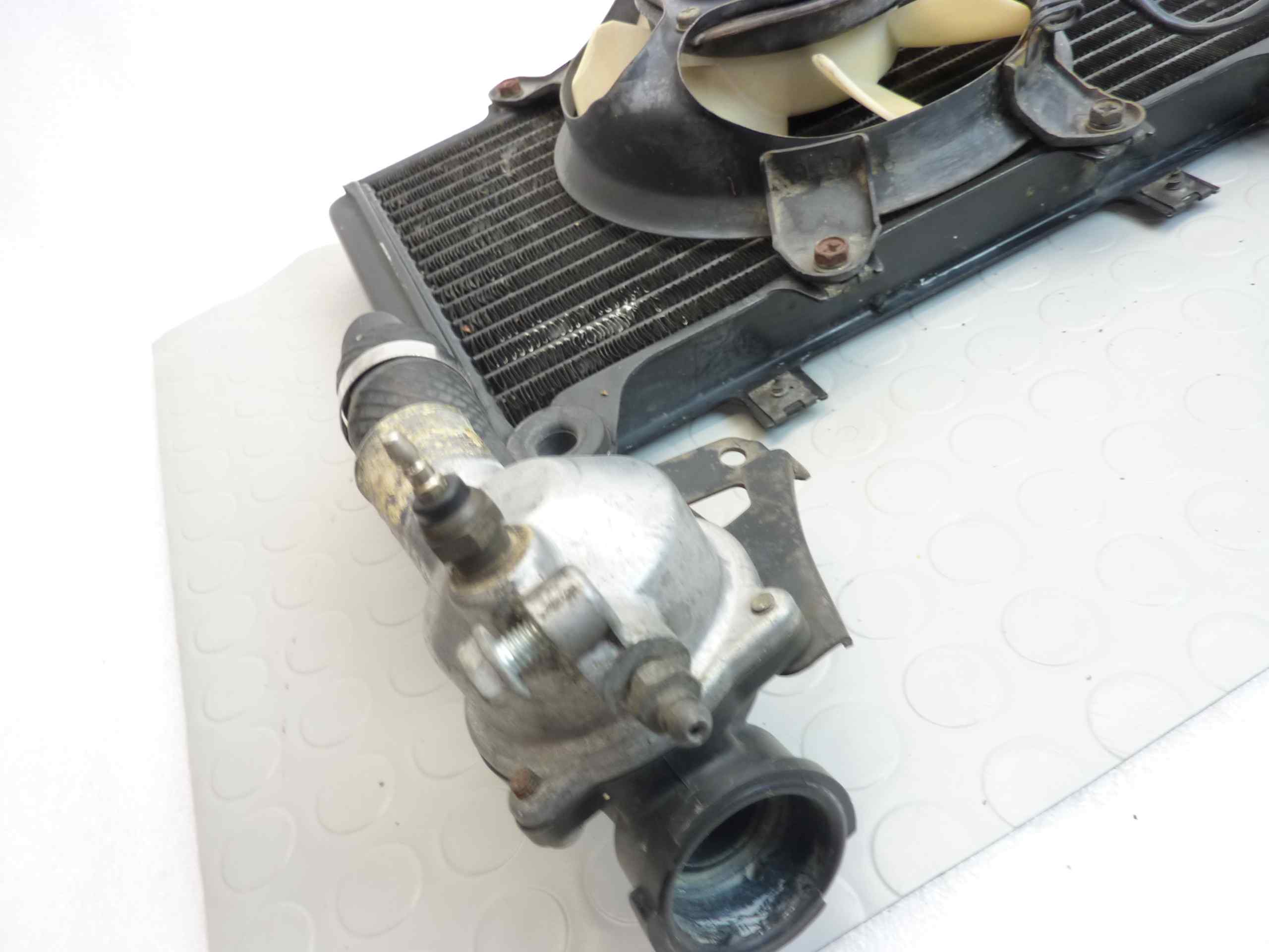 Radiatore Kawasaki GPX 750 Ninja Nippondenso 1986 - 1987 con ventola cod 022000 9411 - immagine 6